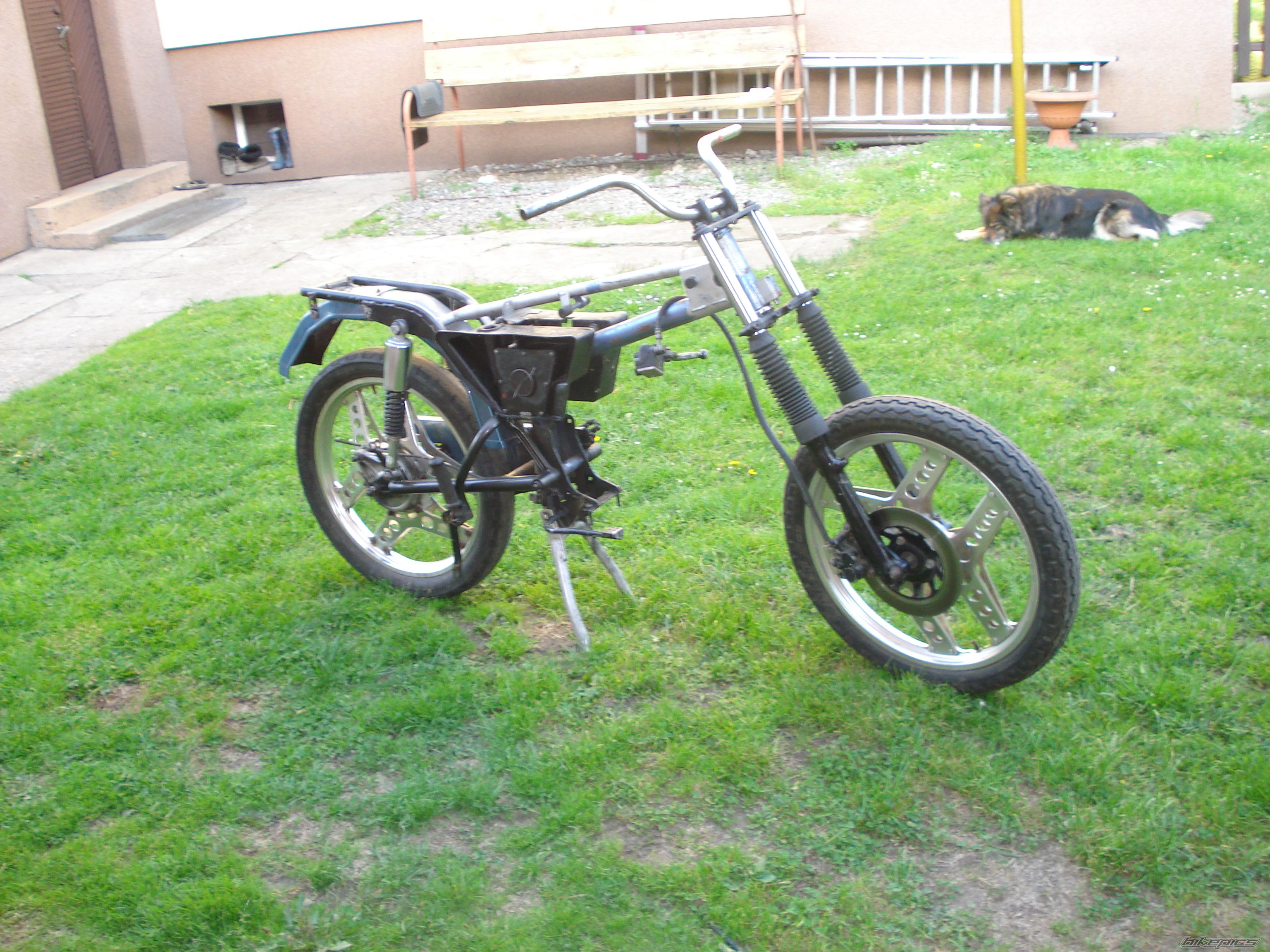Photo 2329976