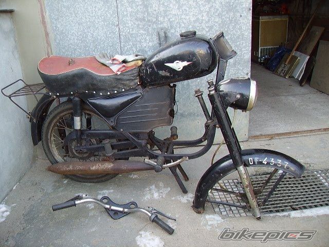 Photo 2330645