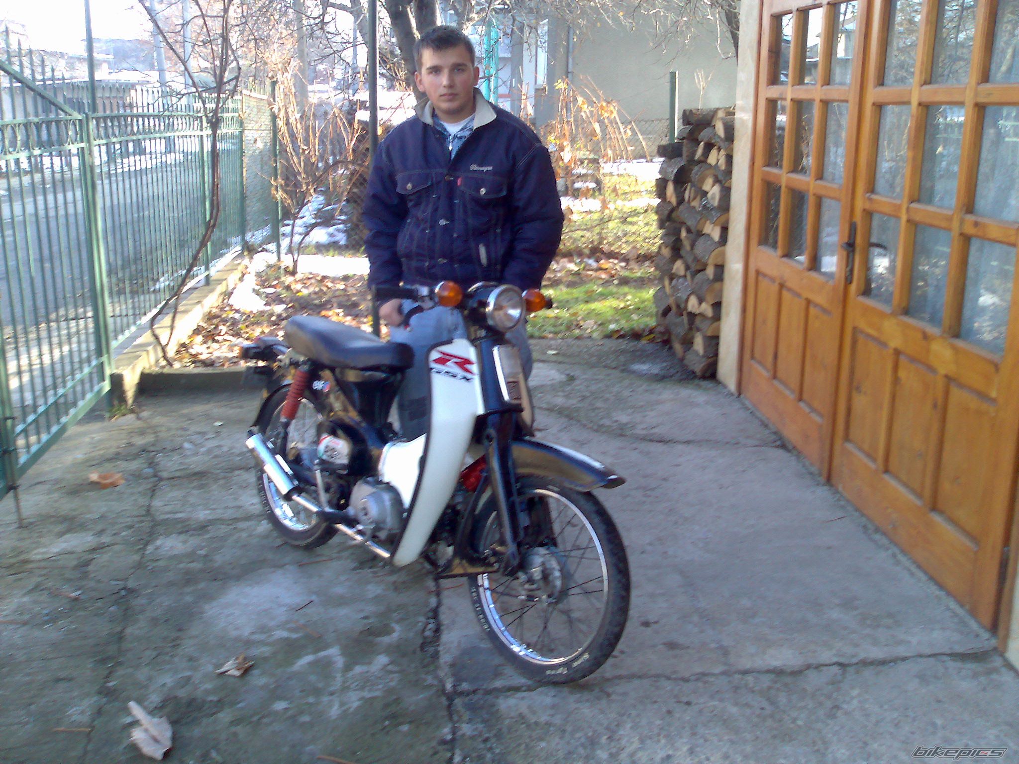 Photo 2331453