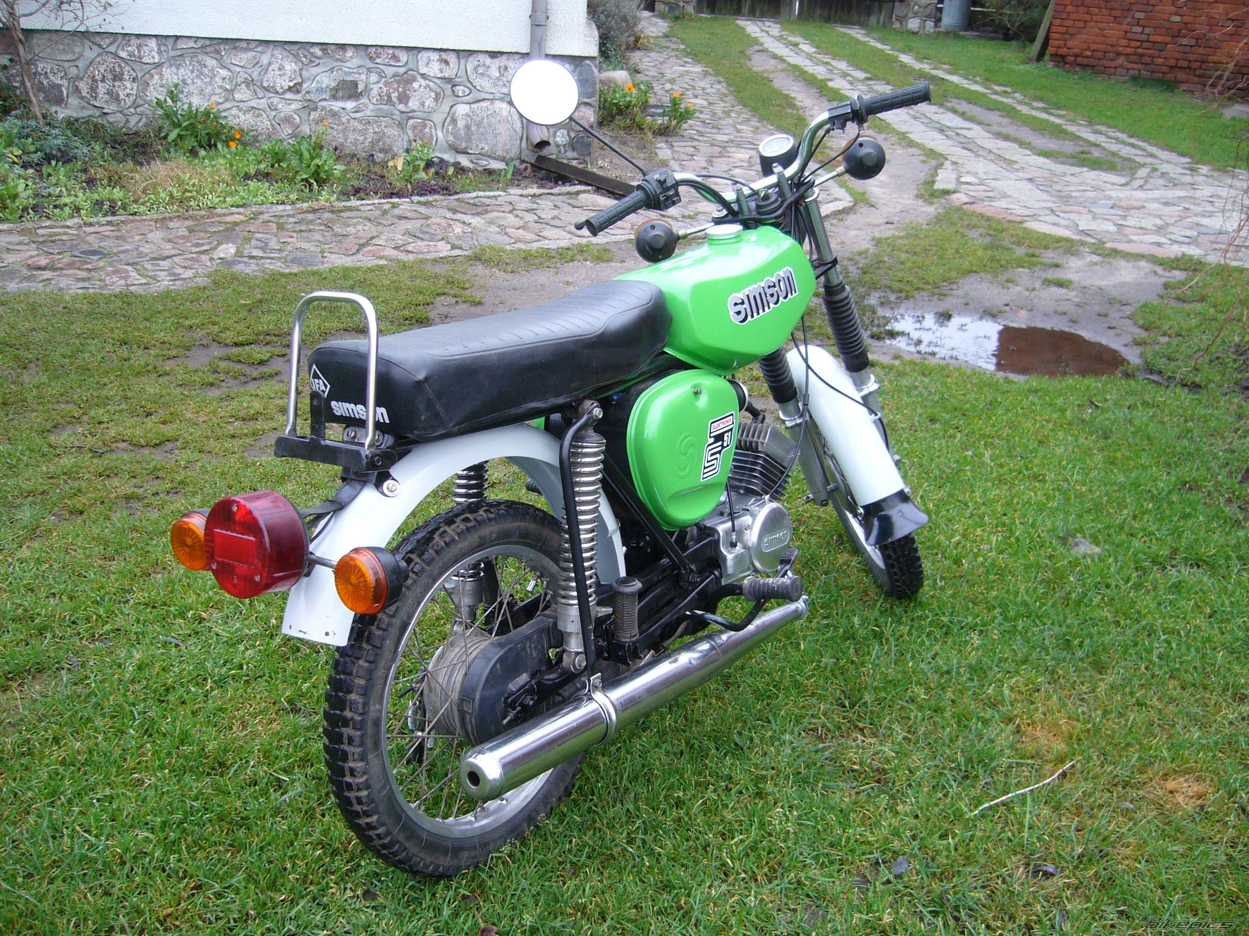 Photo 2331472