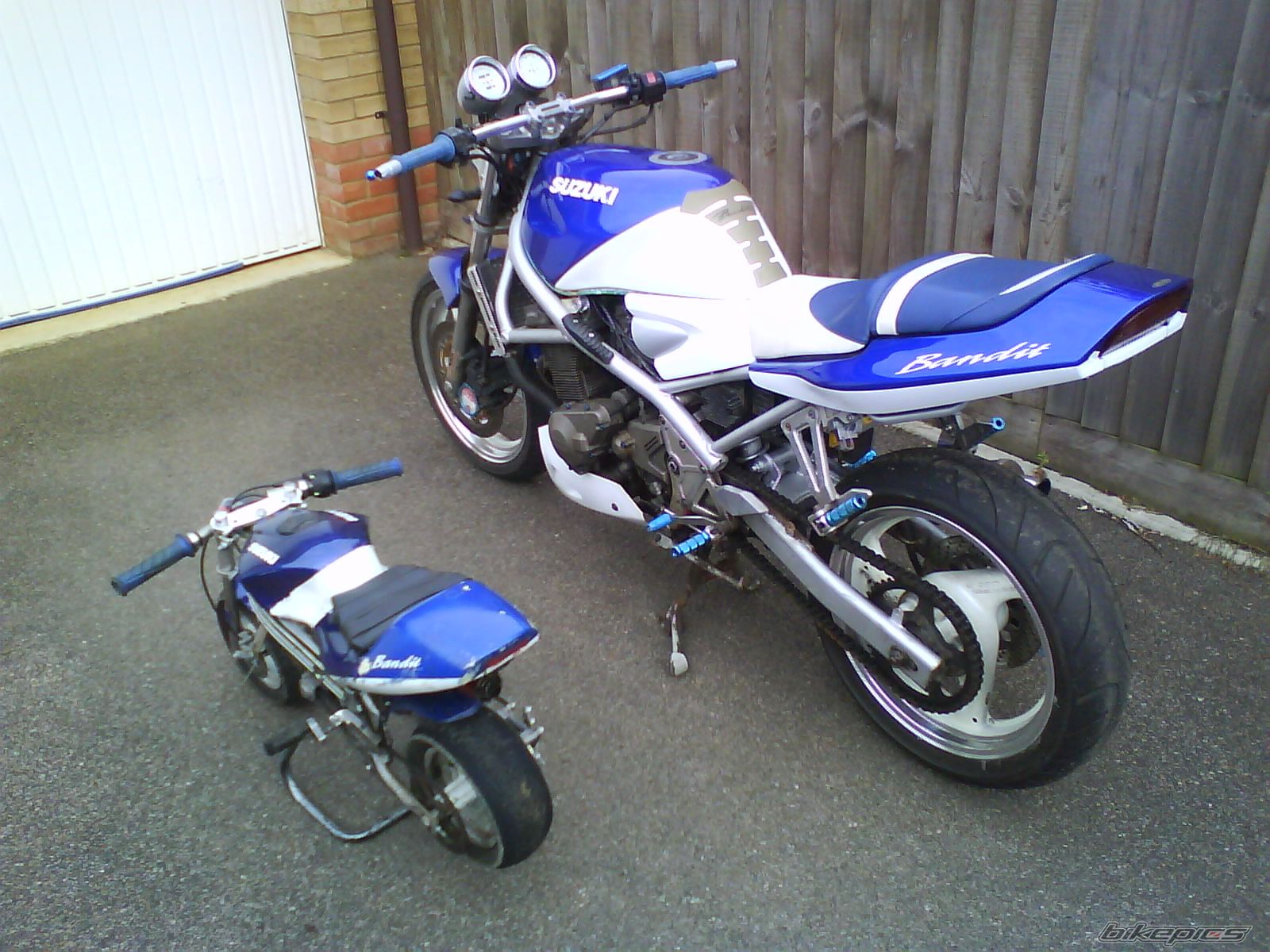 Photo 2333051
