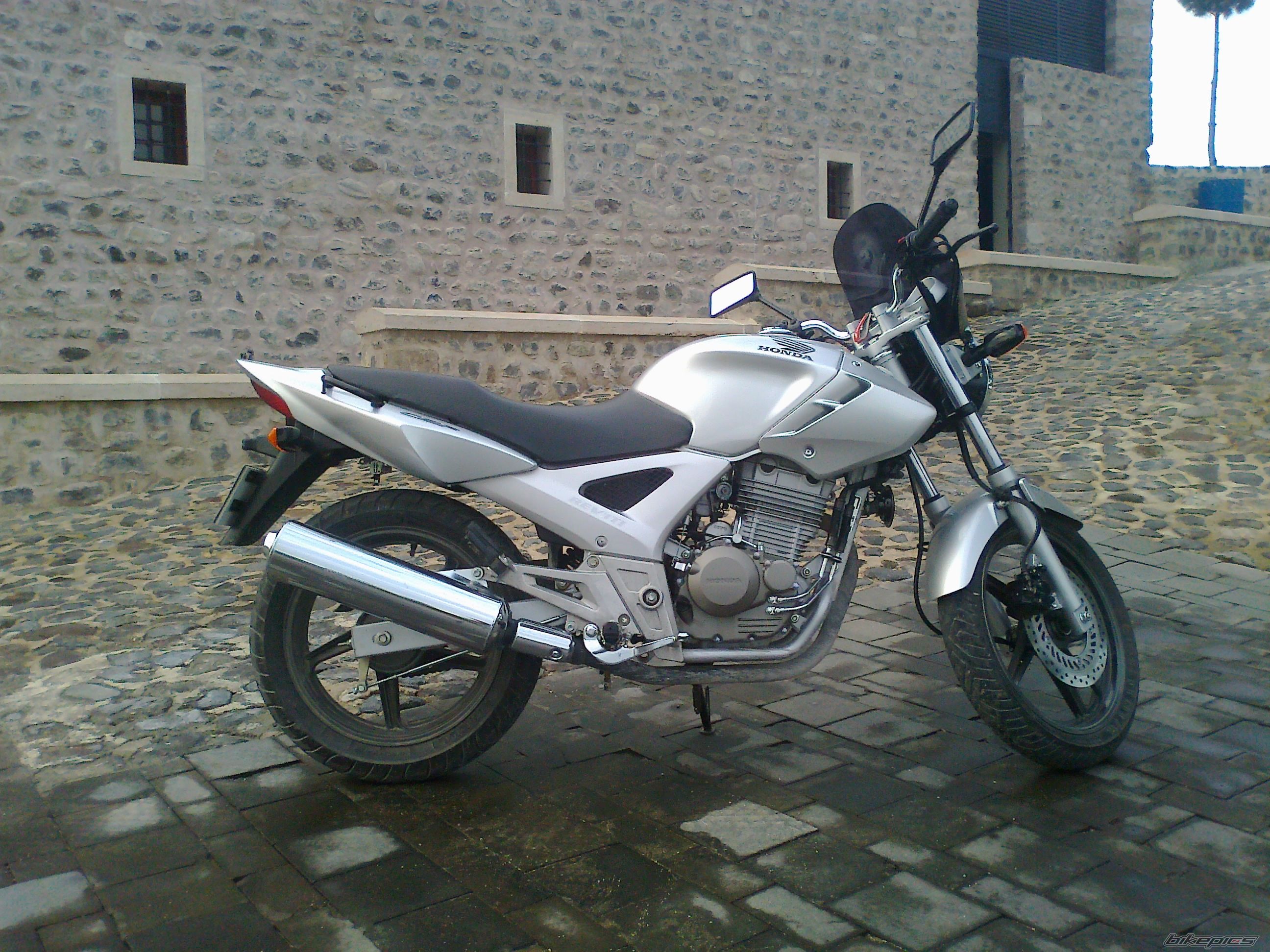 Photo 2333272