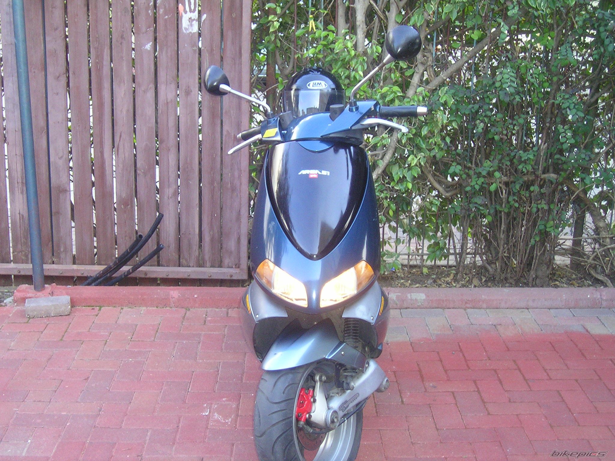 Photo 2335795