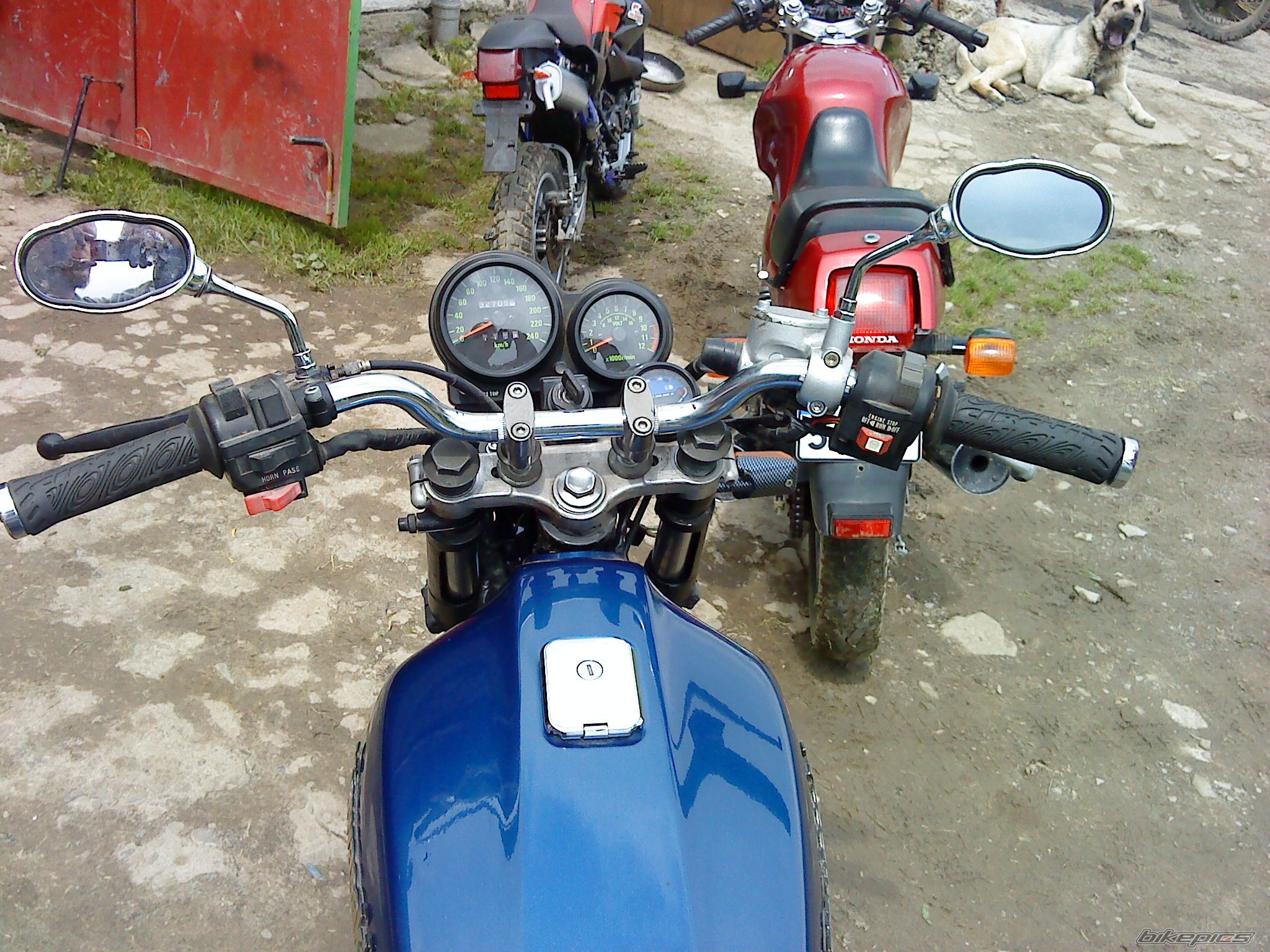 Photo 2336967