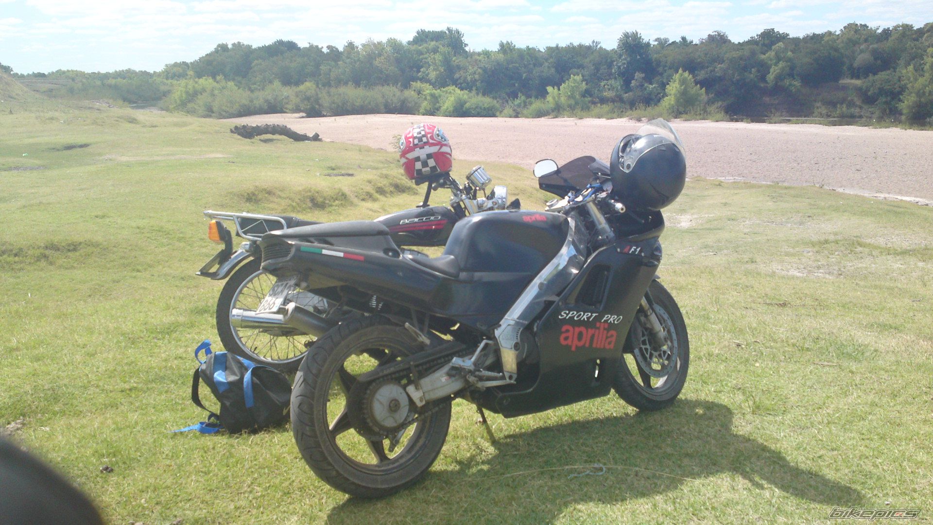 Photo 2338417