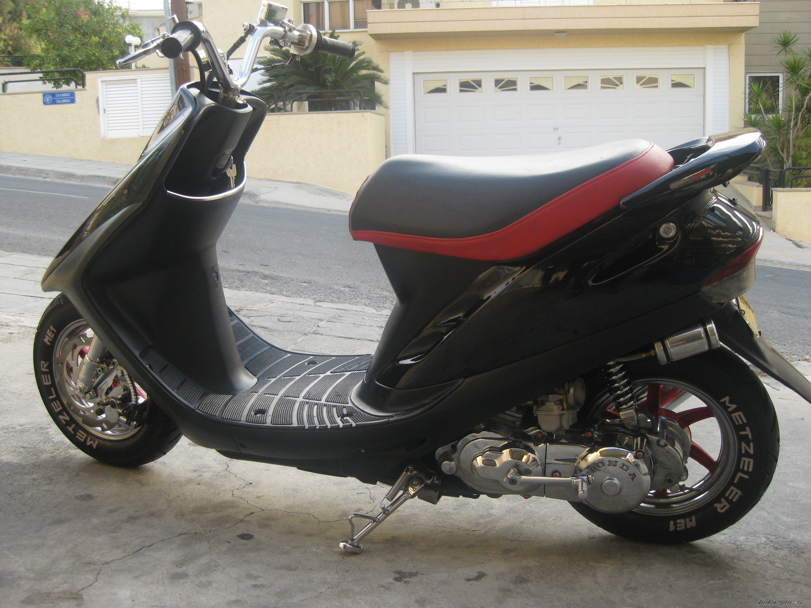 Photo 2339125