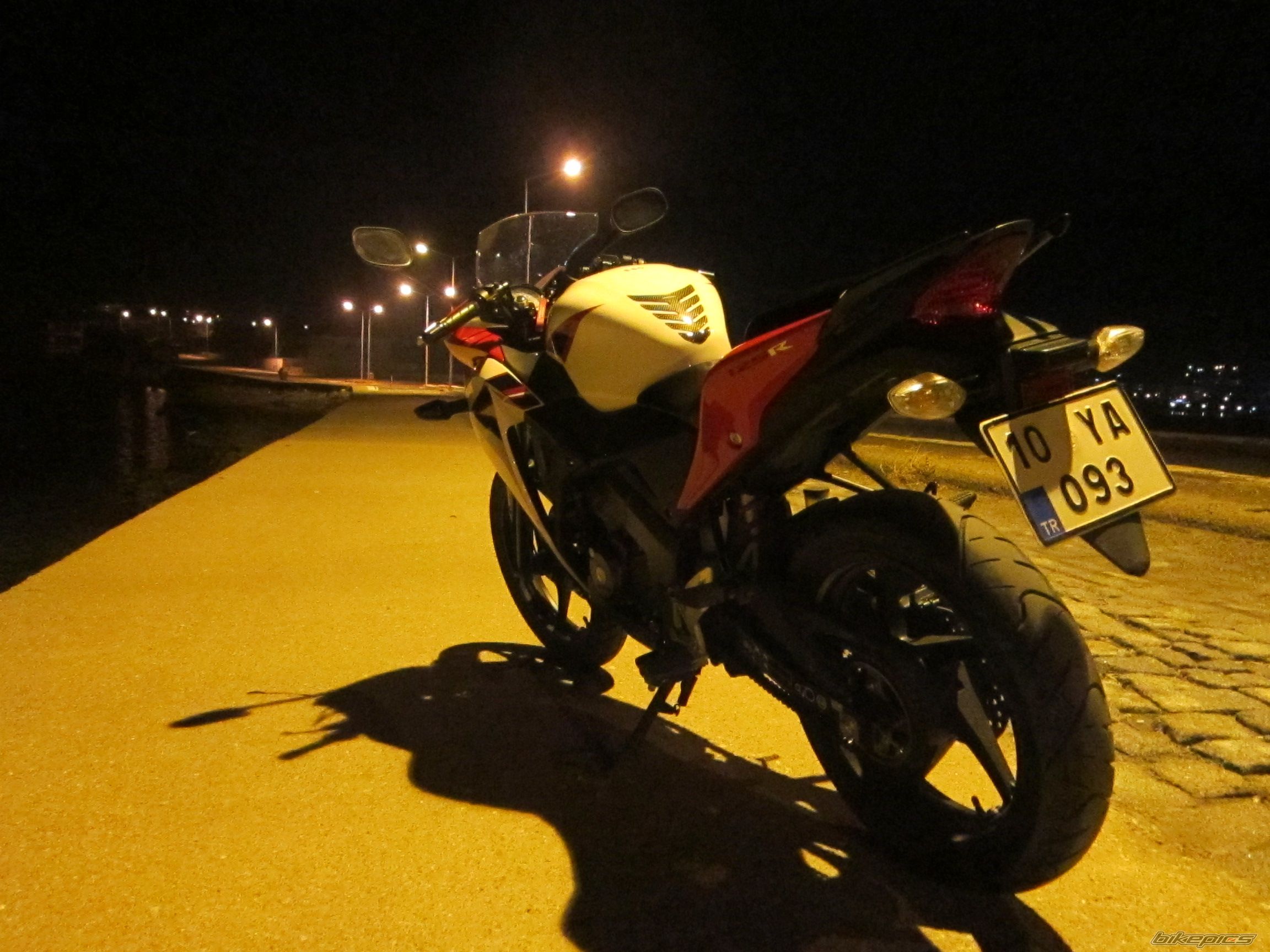 Photo 2339347