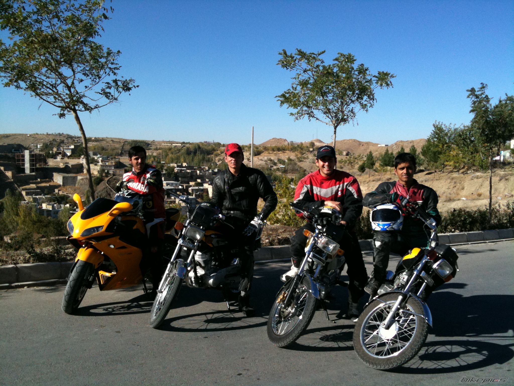 Photo 2339788
