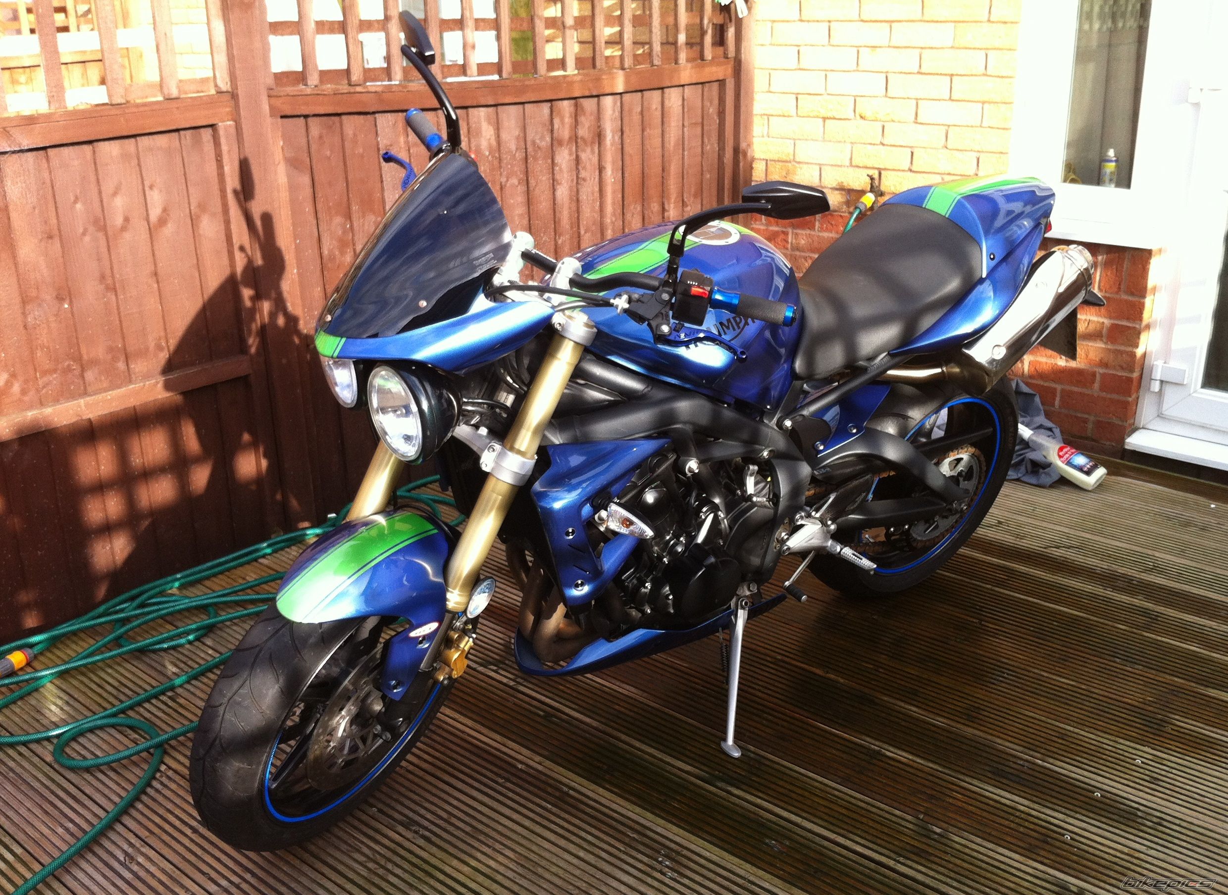Photo 2340293