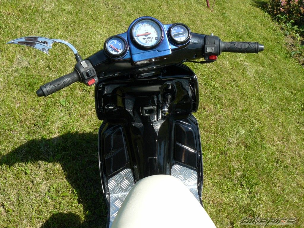 Photo 2340392