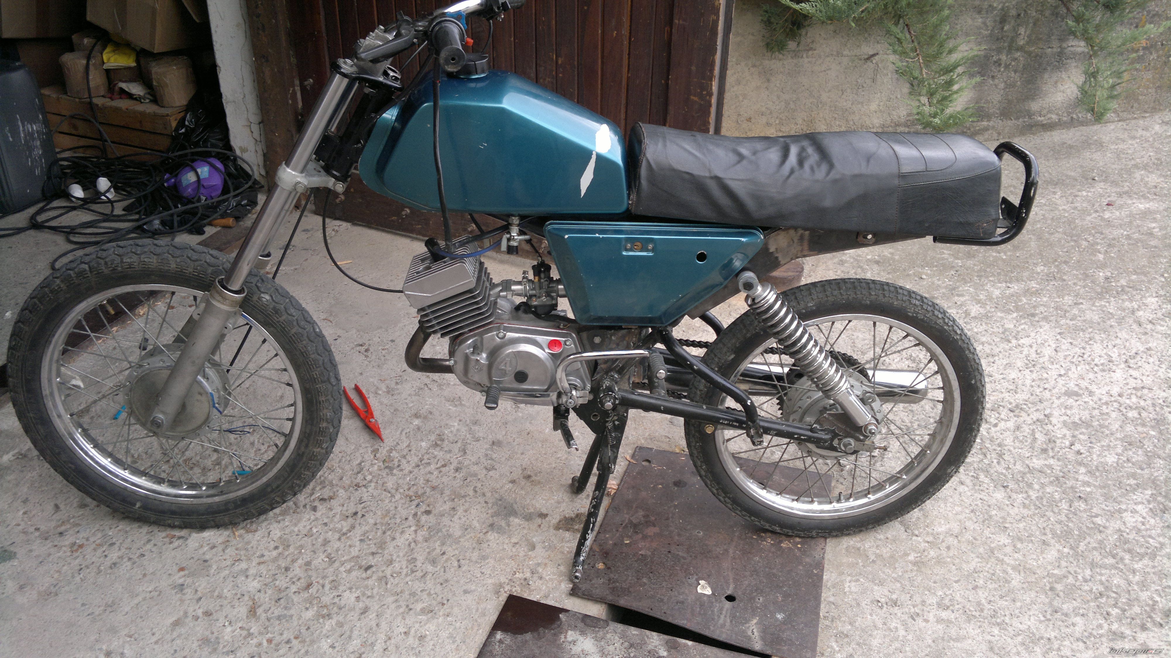 Photo 2340896