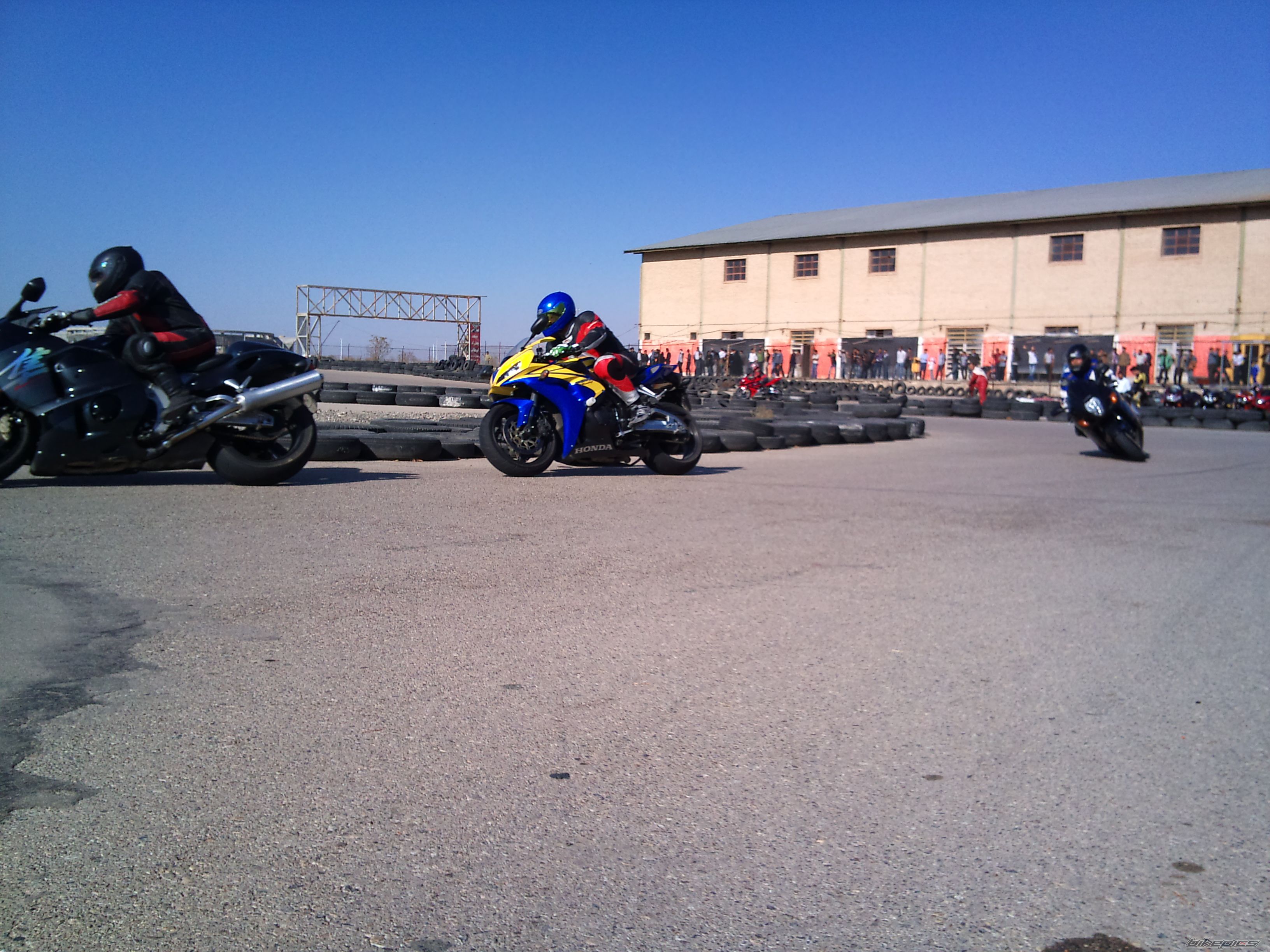Photo 2341169
