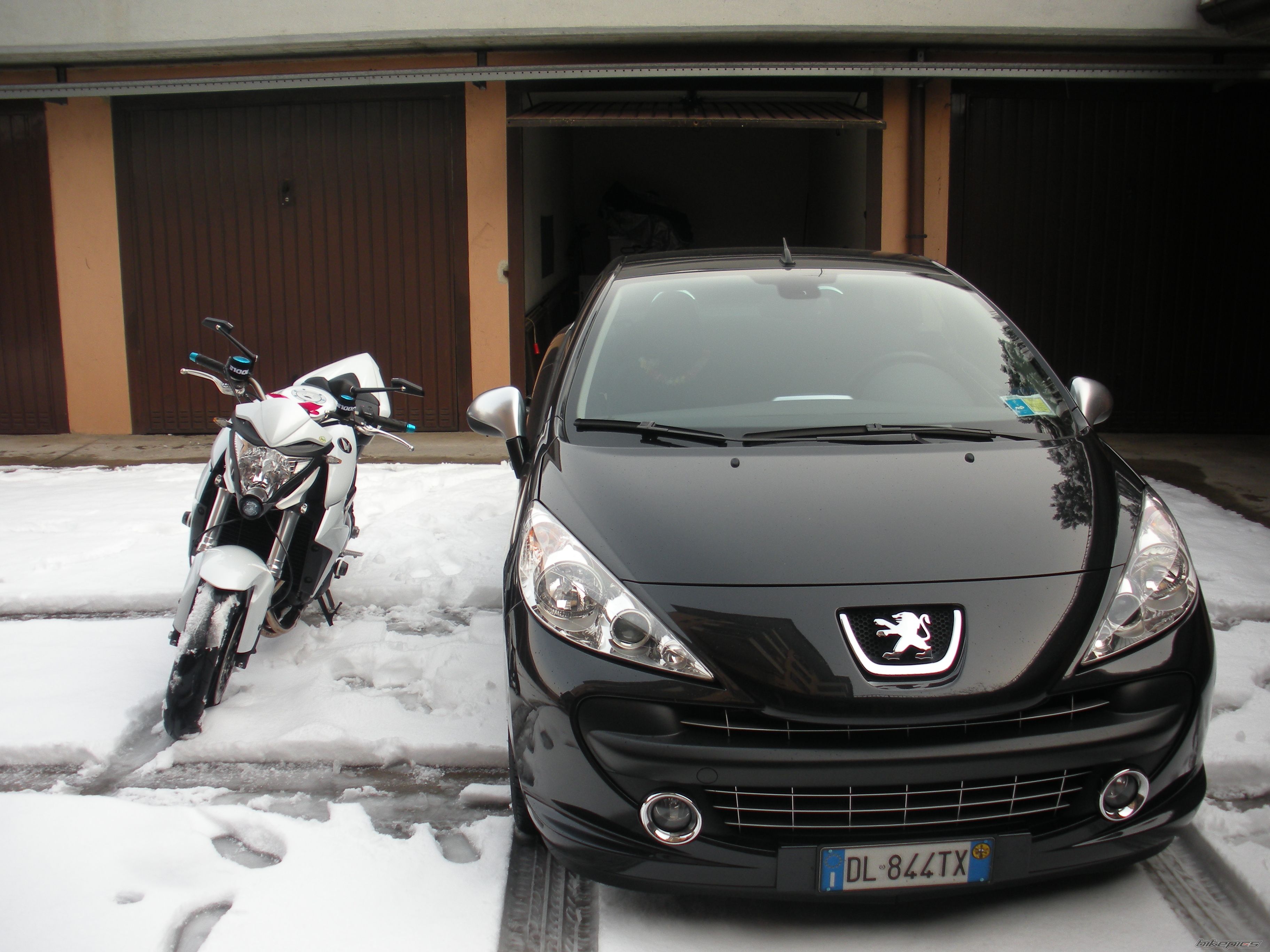 Photo 2341296