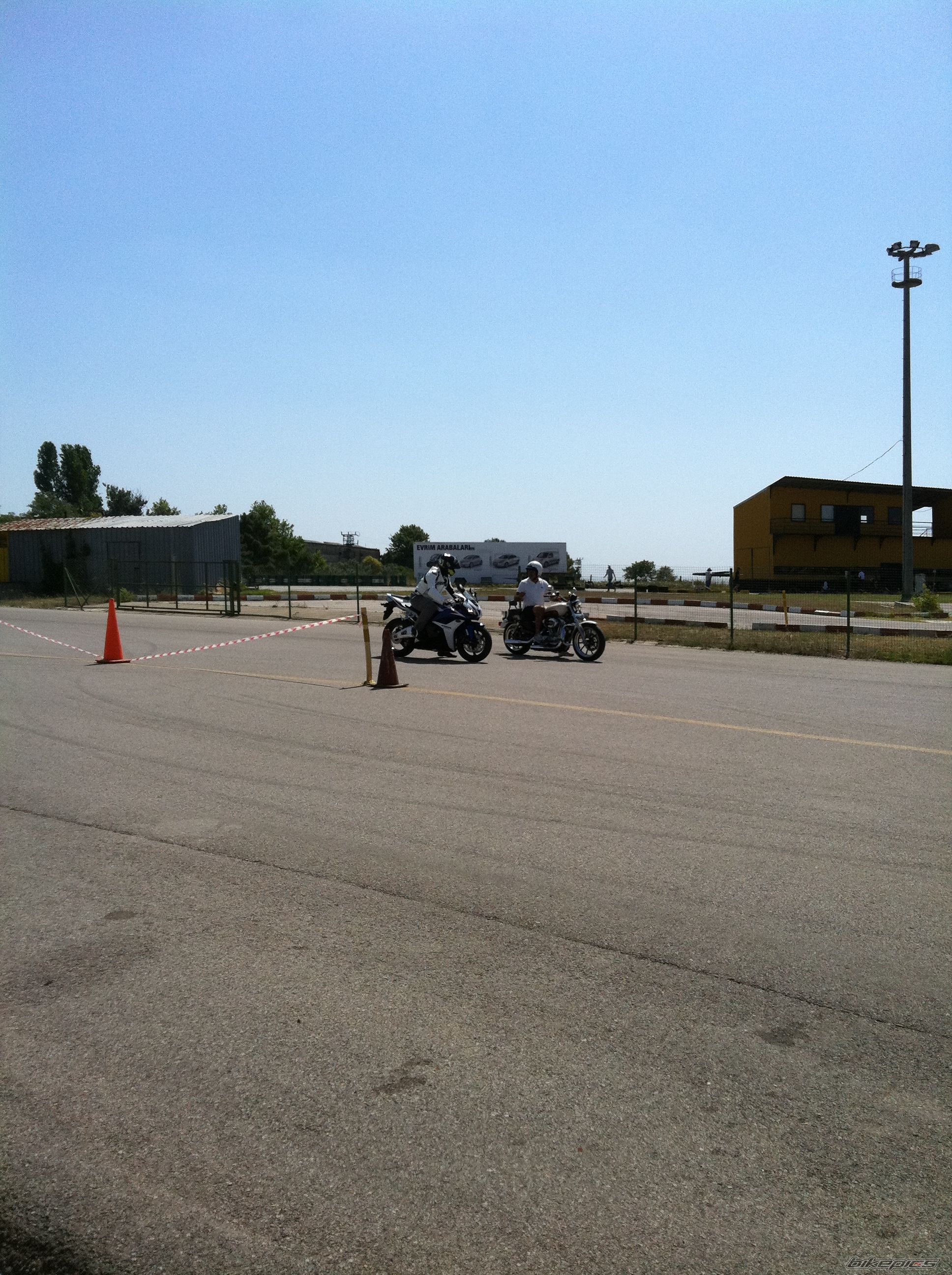 Photo 2341381