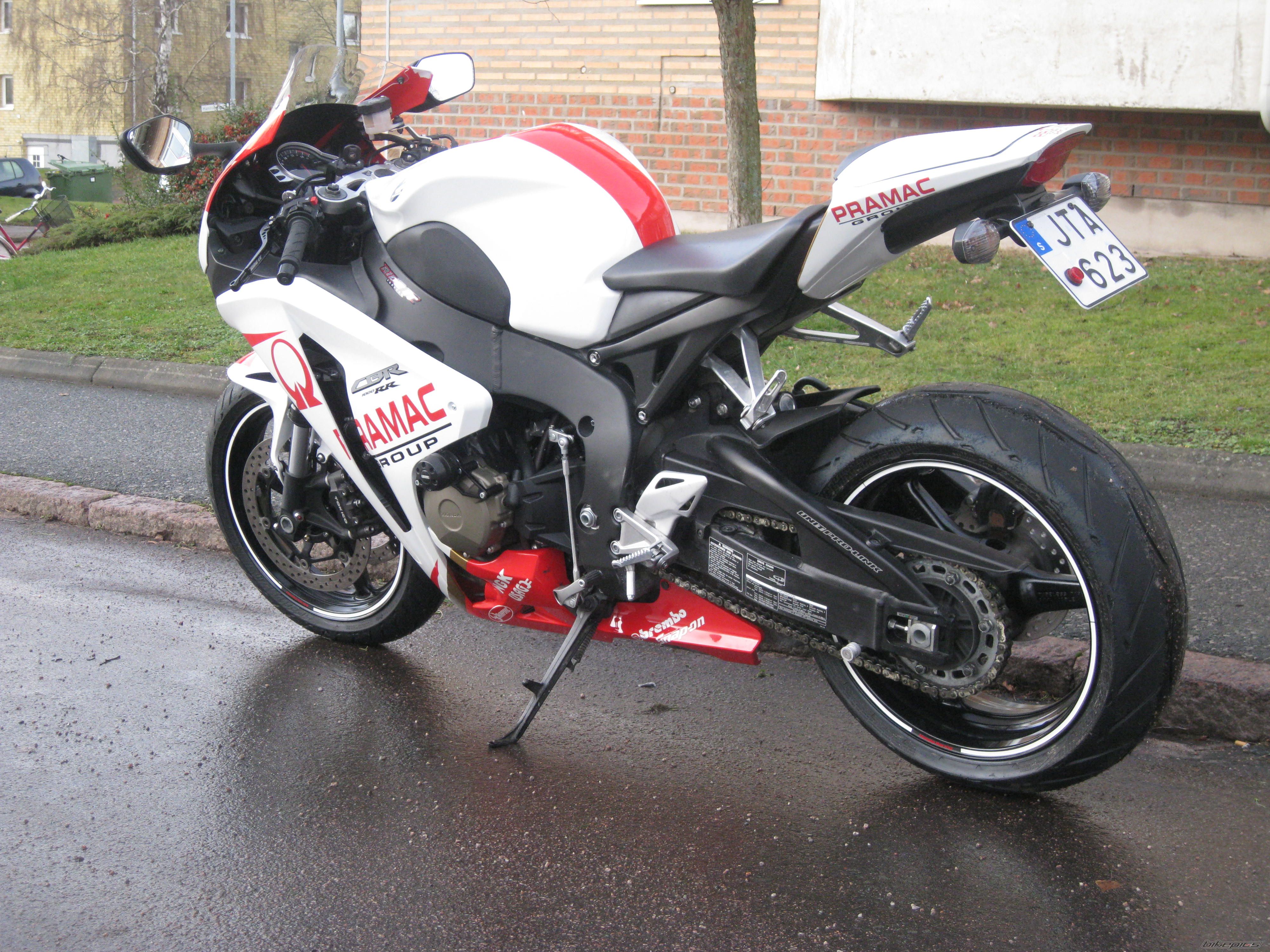 Photo 2342219