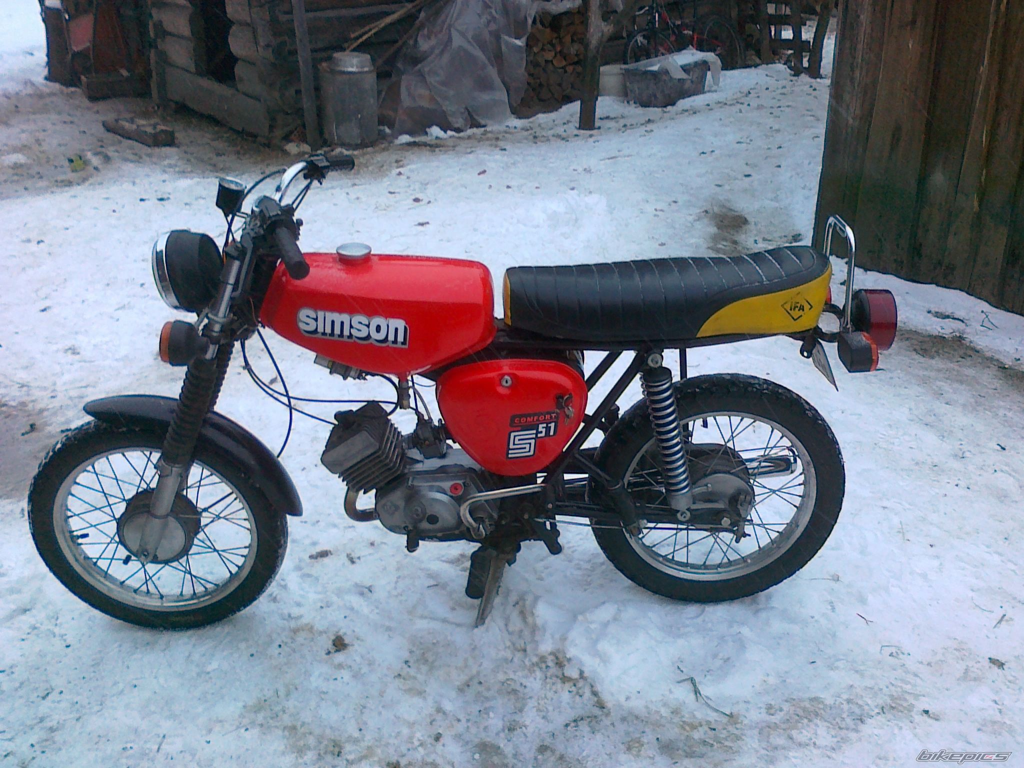 Photo 2342504