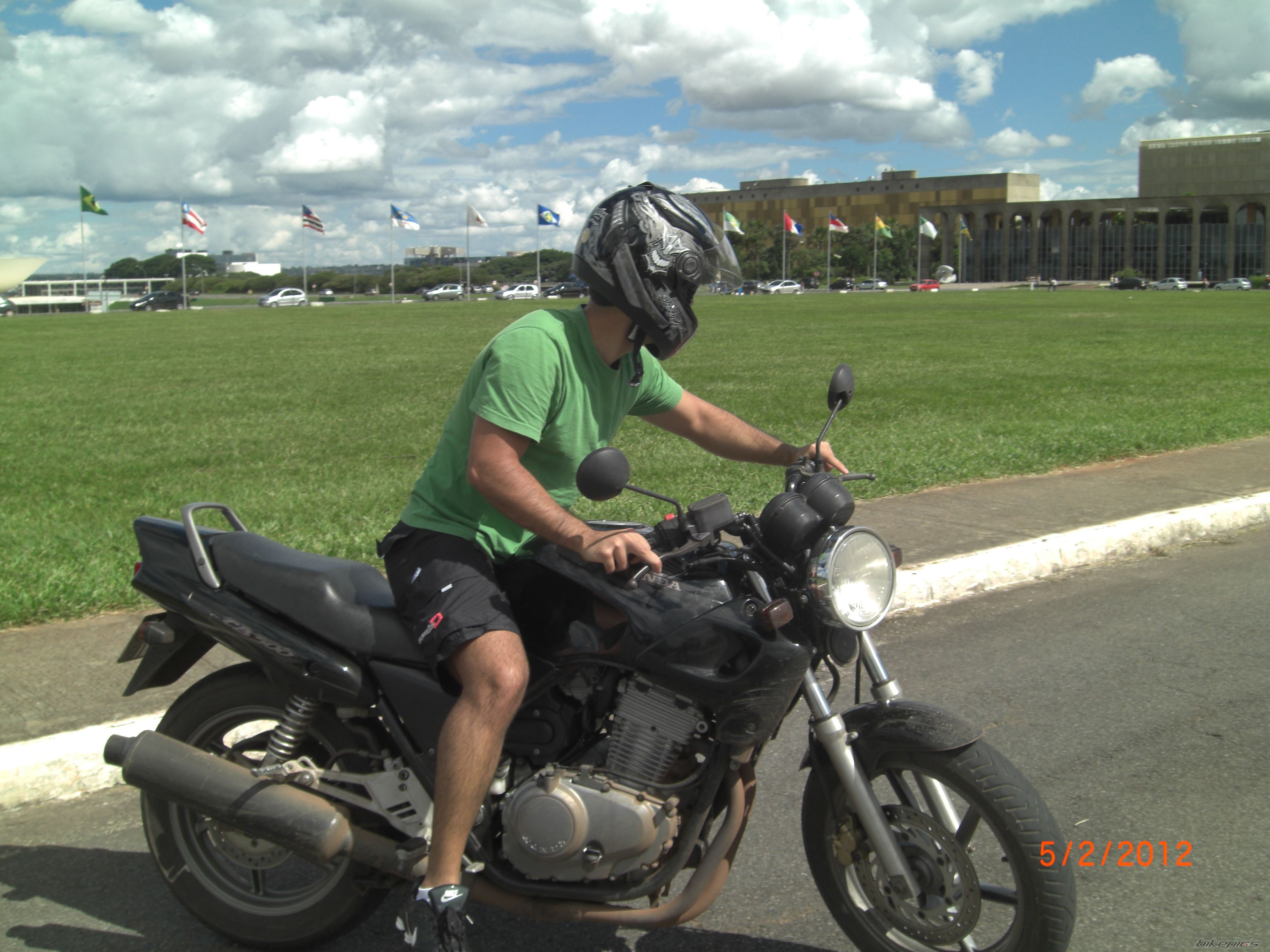 Photo 2343372