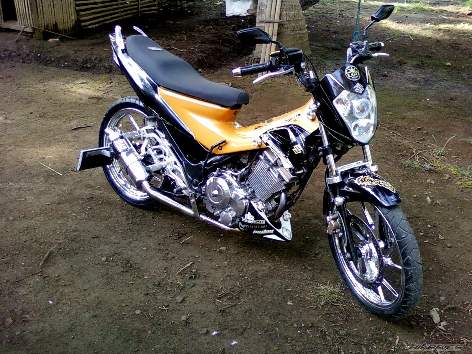 Photo 2343383