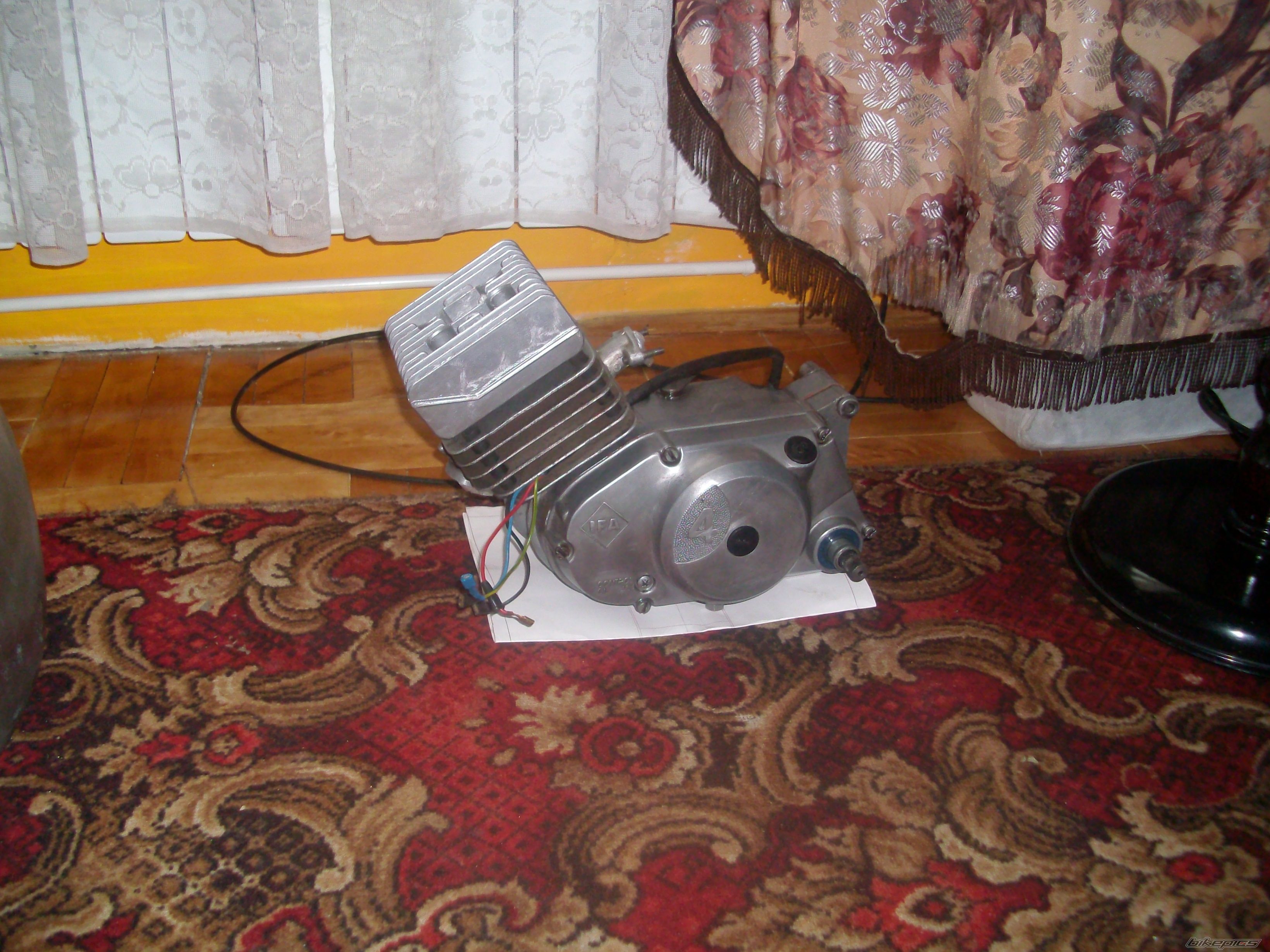Photo 2343550