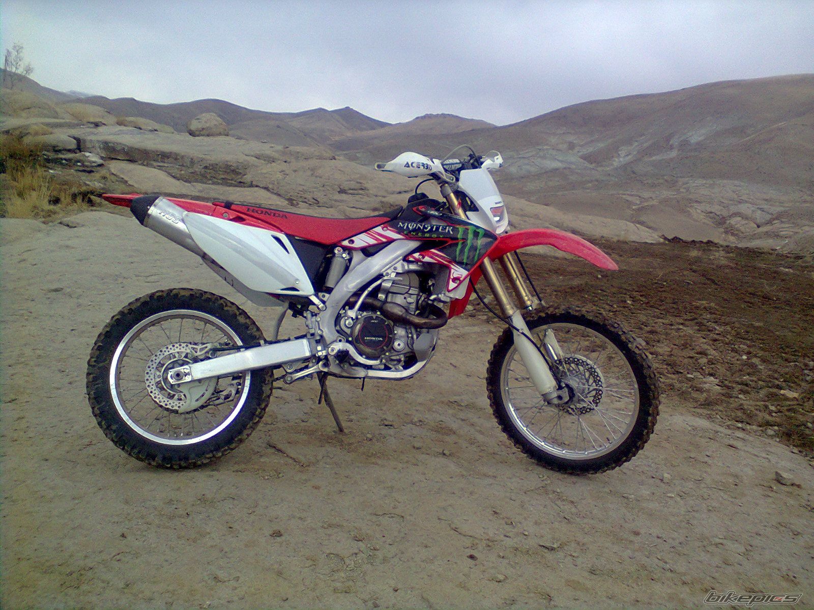 Photo 2343551