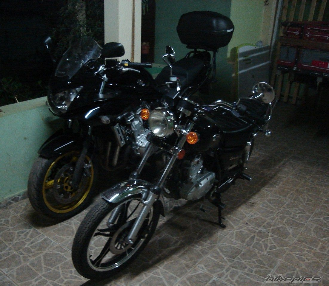 Photo 2343840