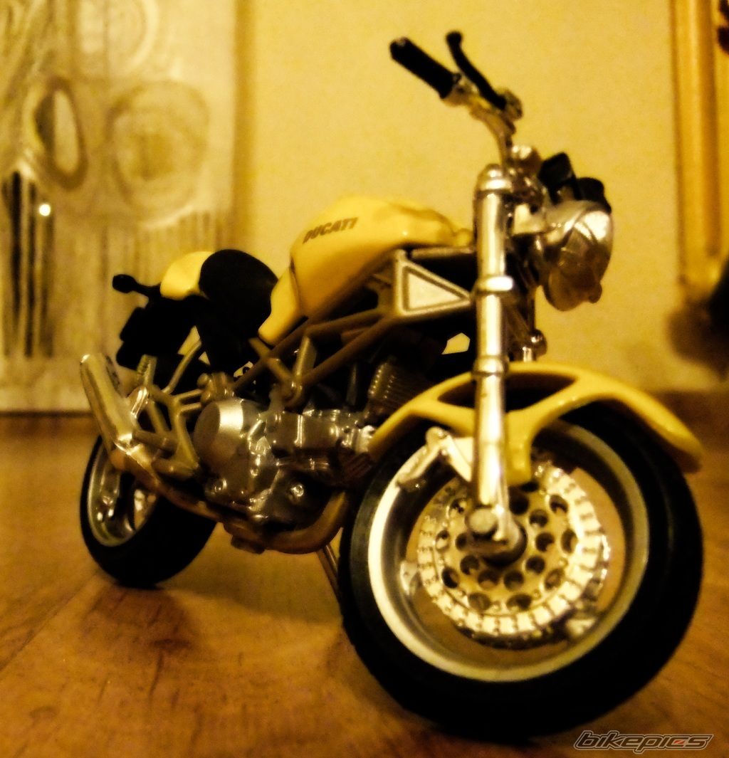 Photo 2344246