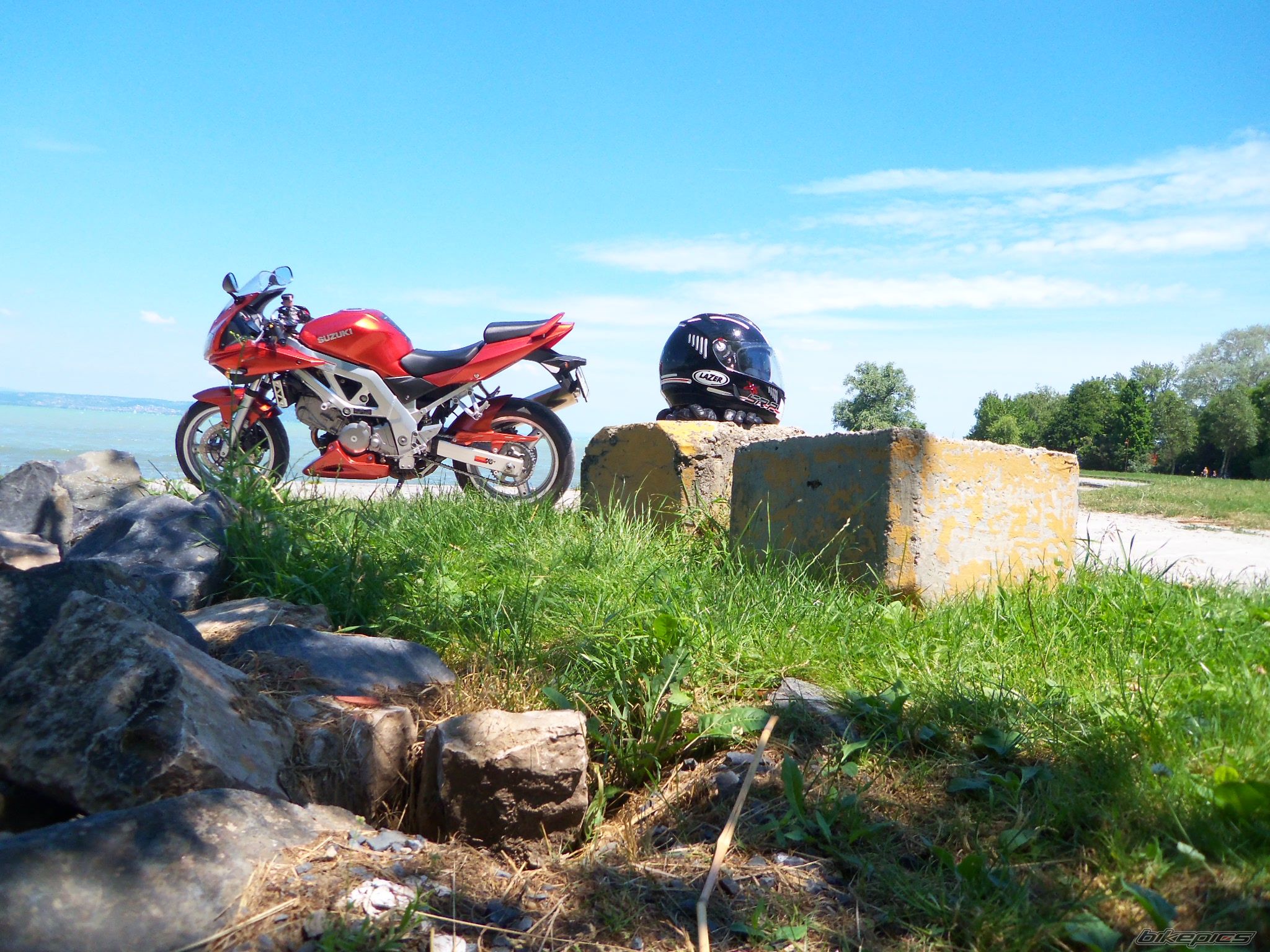 Photo 2344382