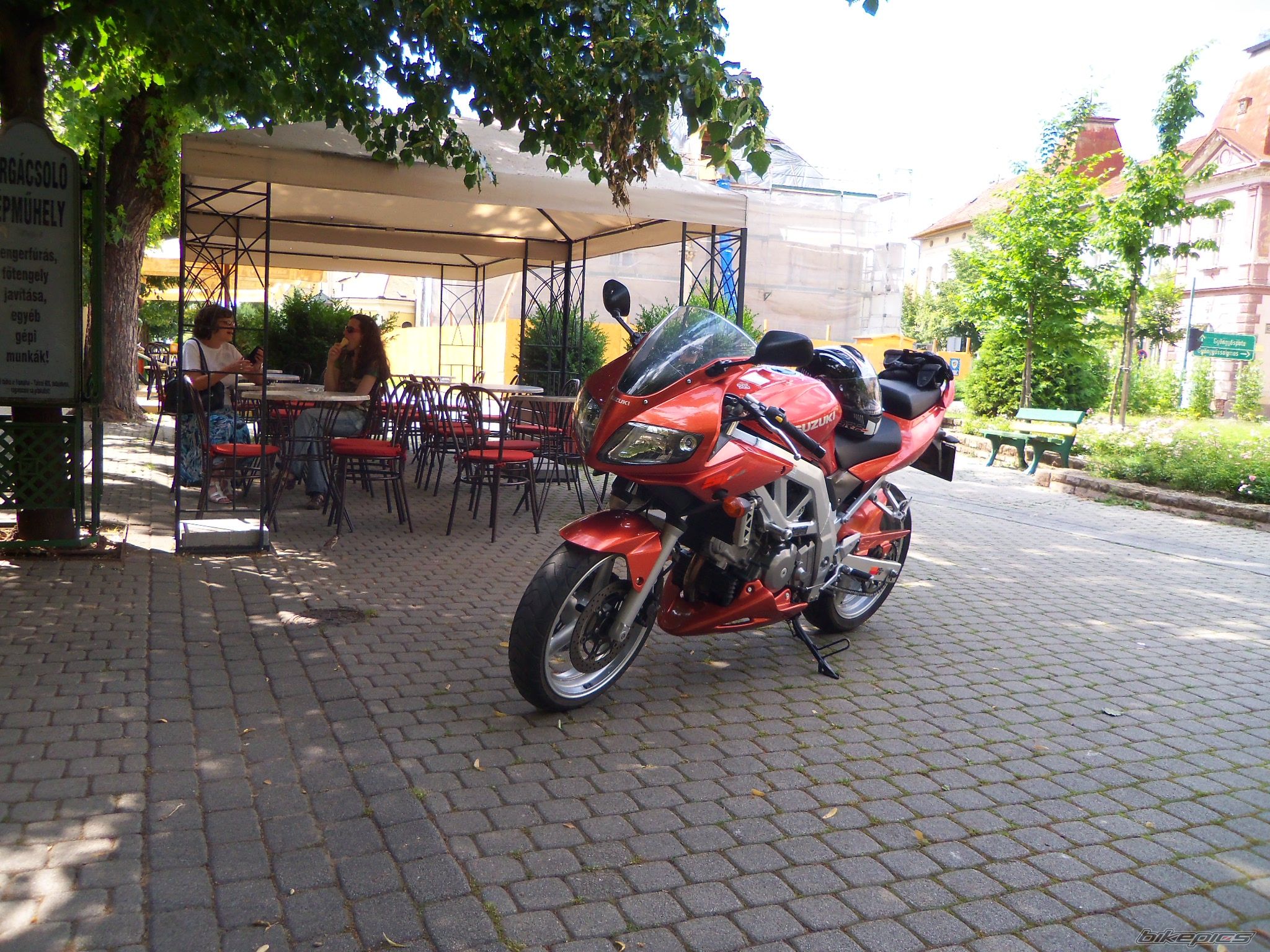 Photo 2344383
