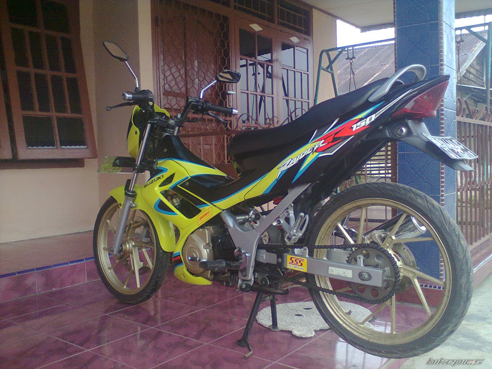 Photo 2345359
