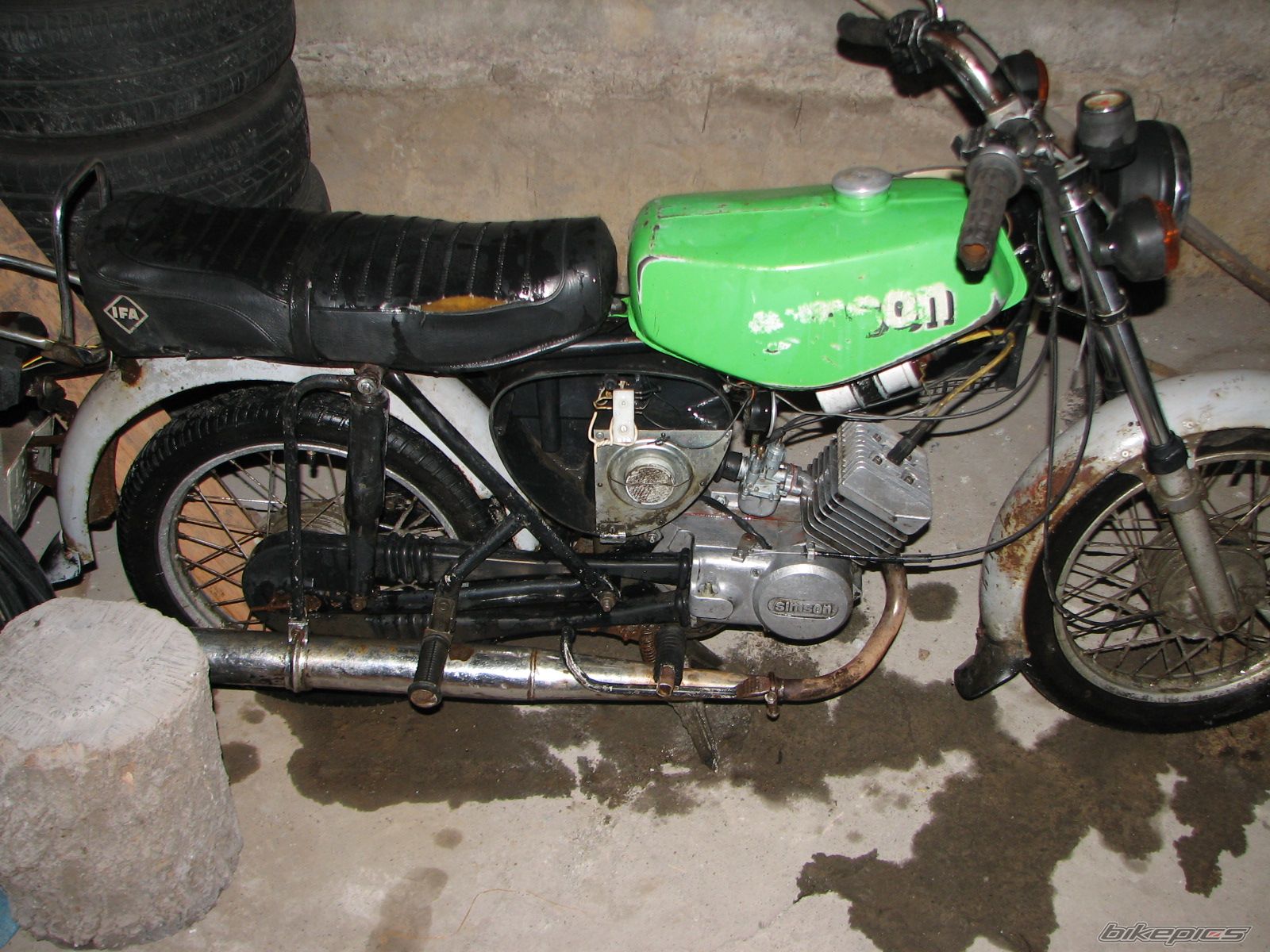 Photo 2345548