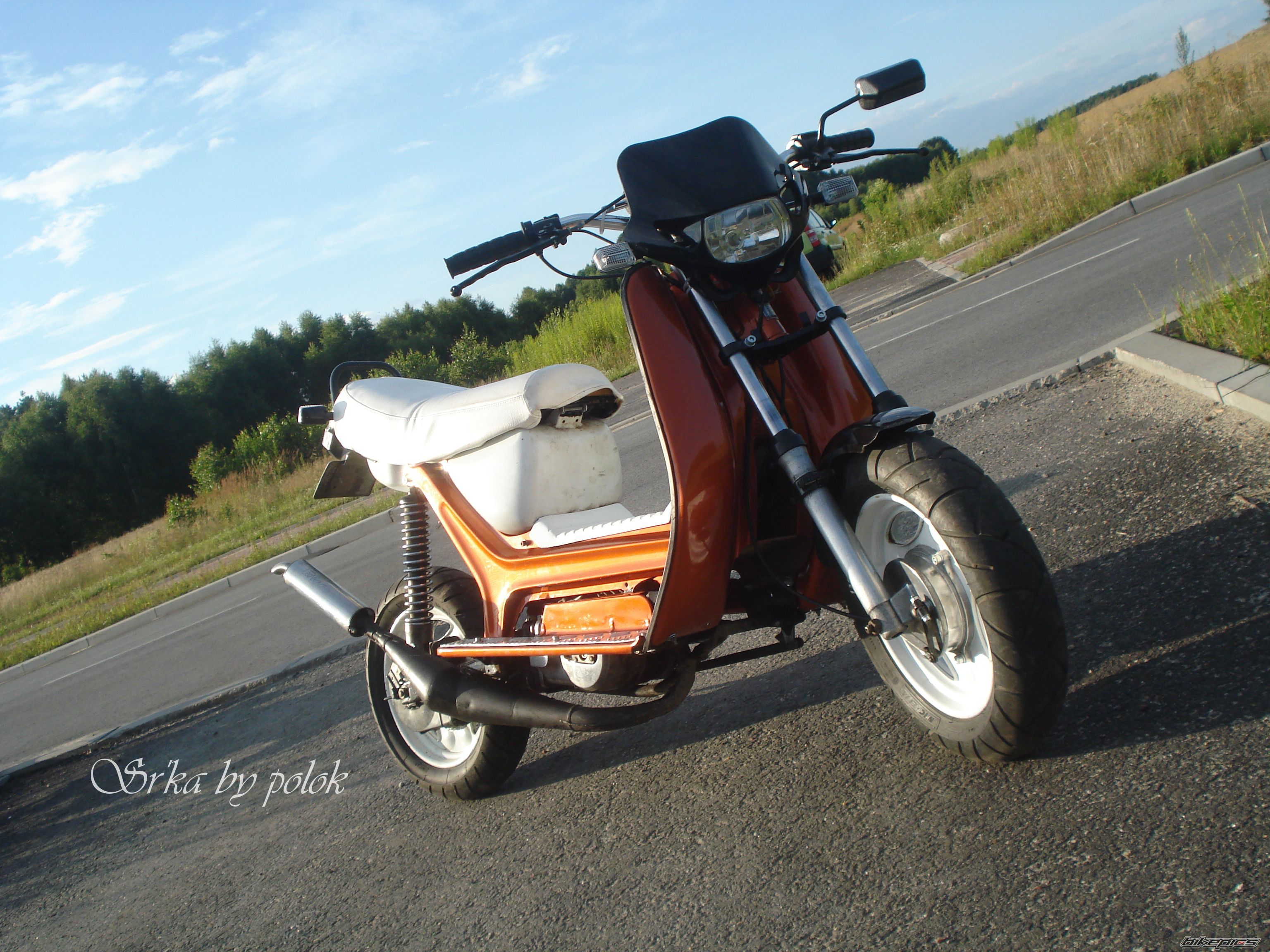 Photo 2345801