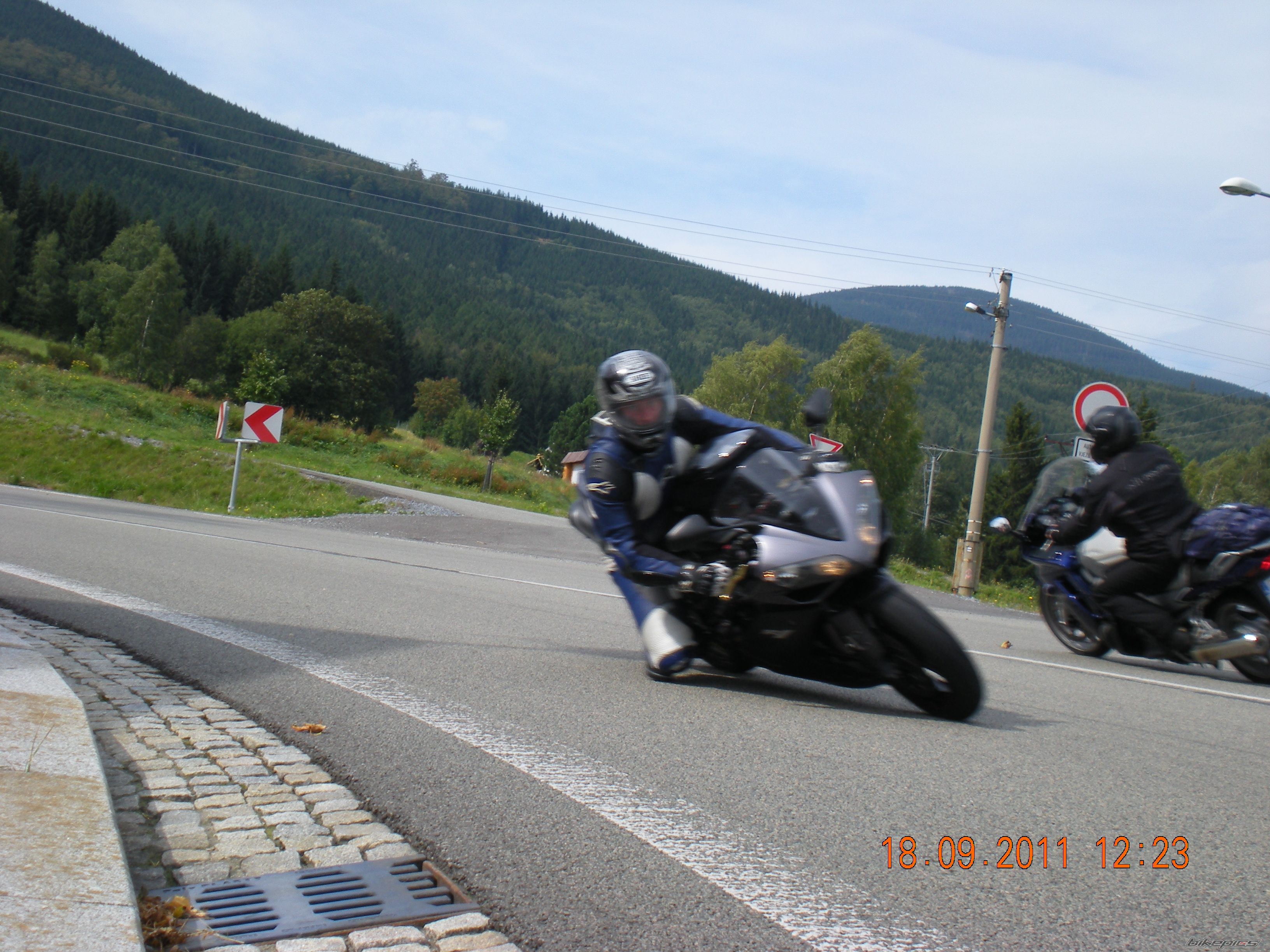 Photo 2345975