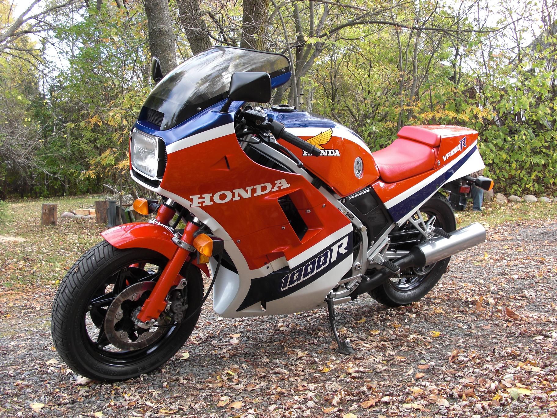 vf1000r