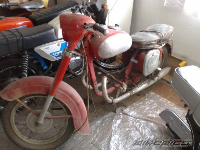 Photo 2346249