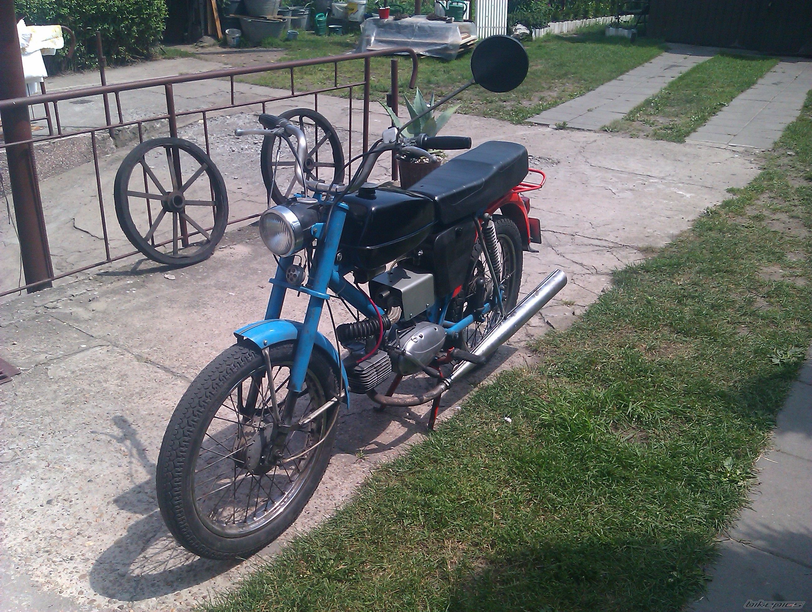 Photo 2346327