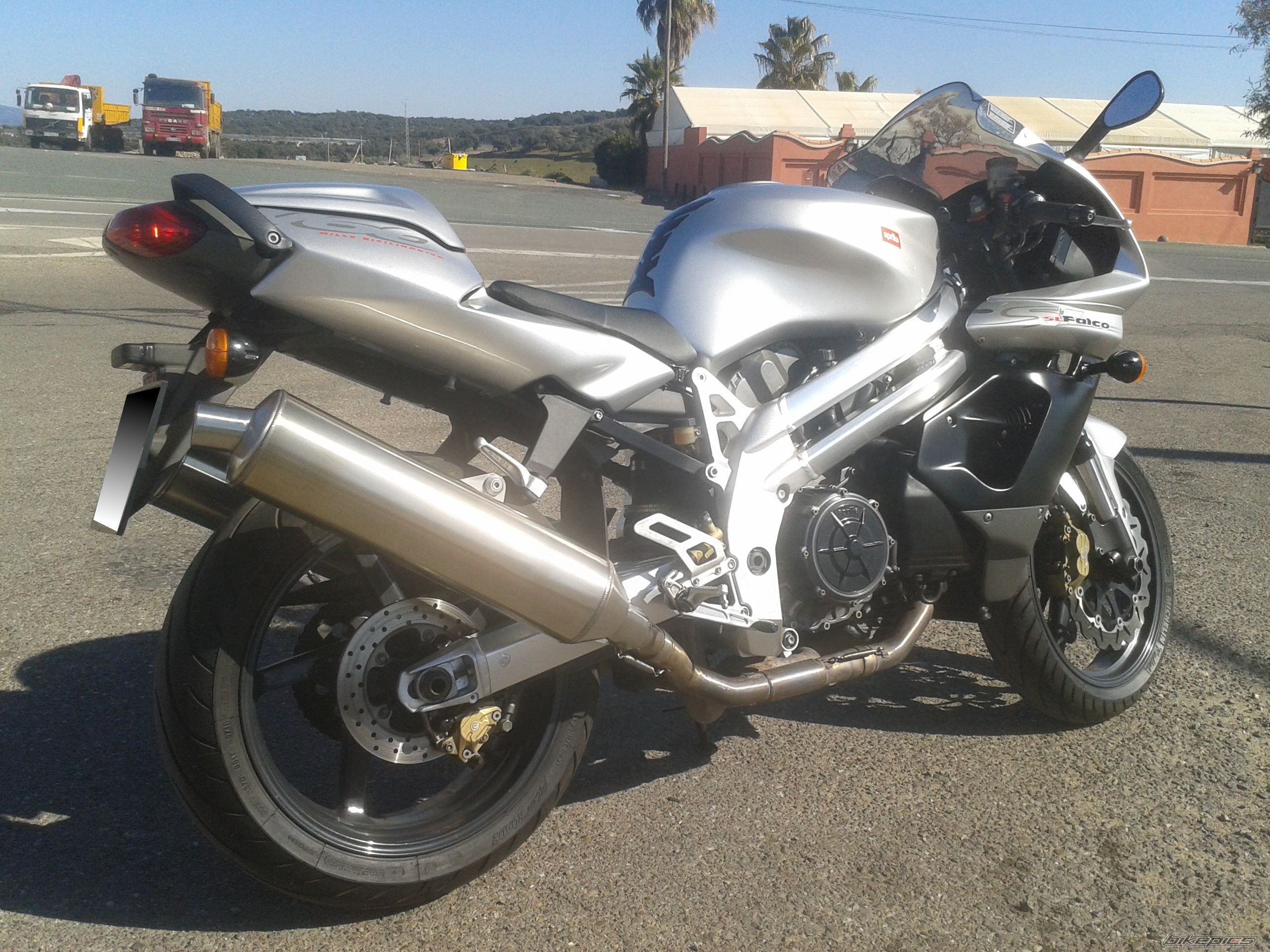 Photo 2346399