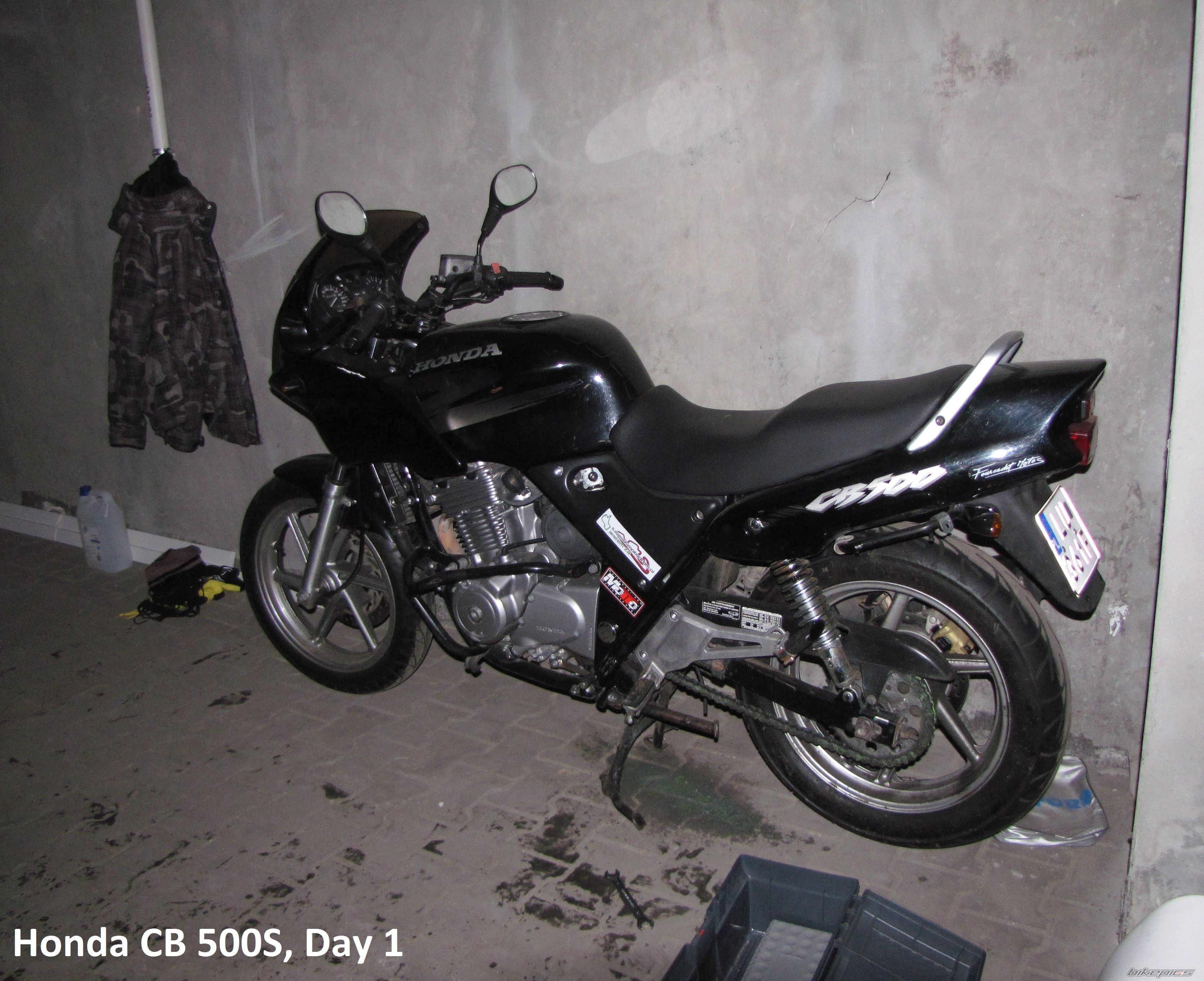 Photo 2346434