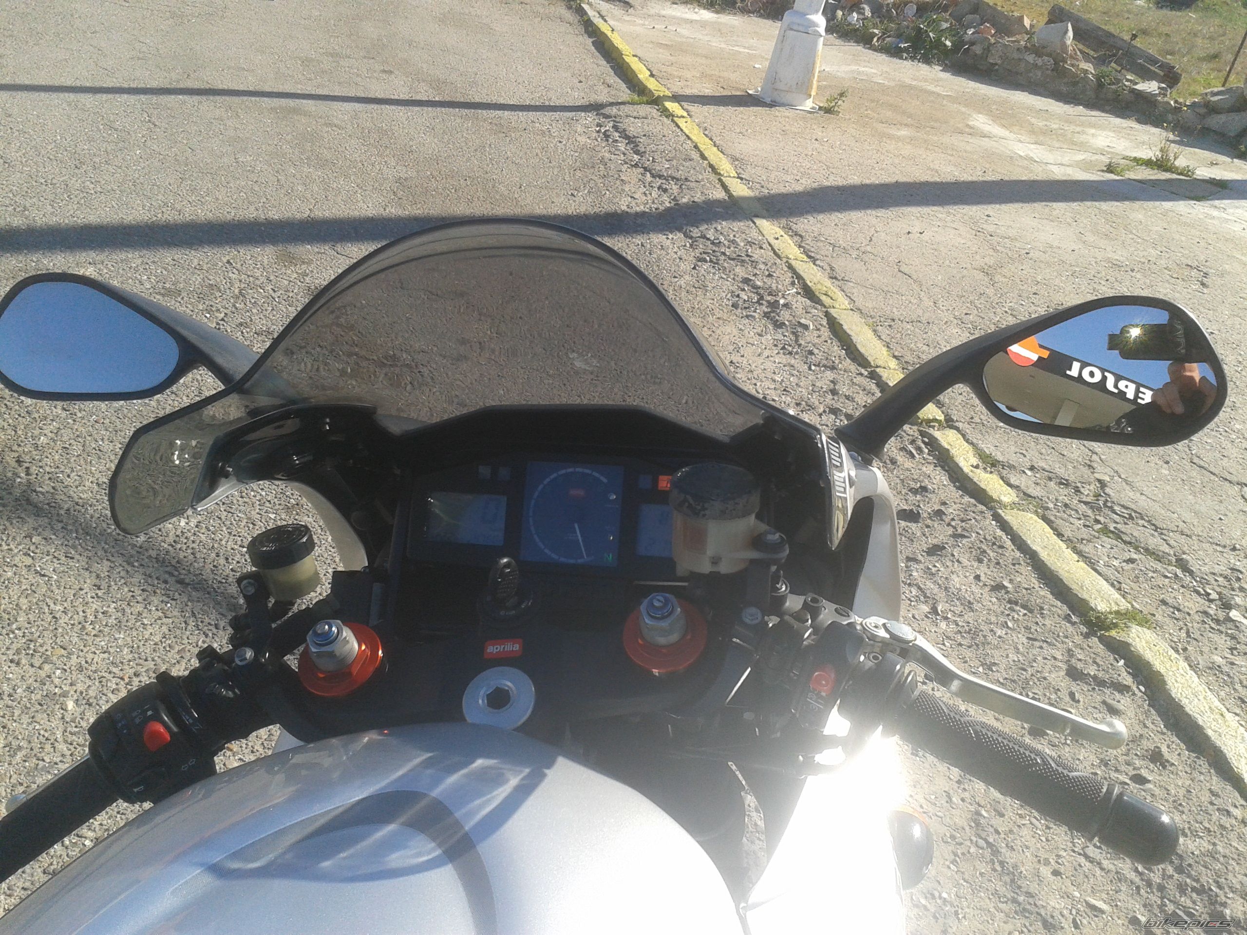 Photo 2346588