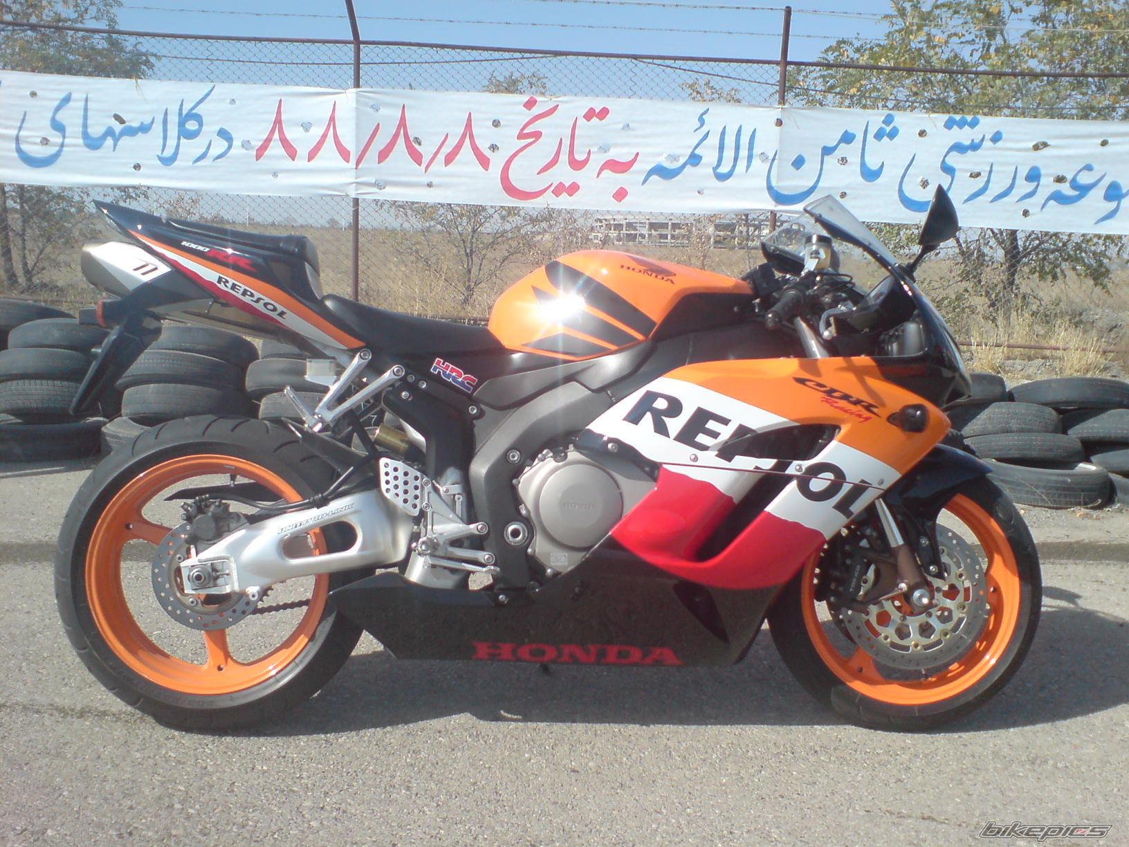 Photo 2346634