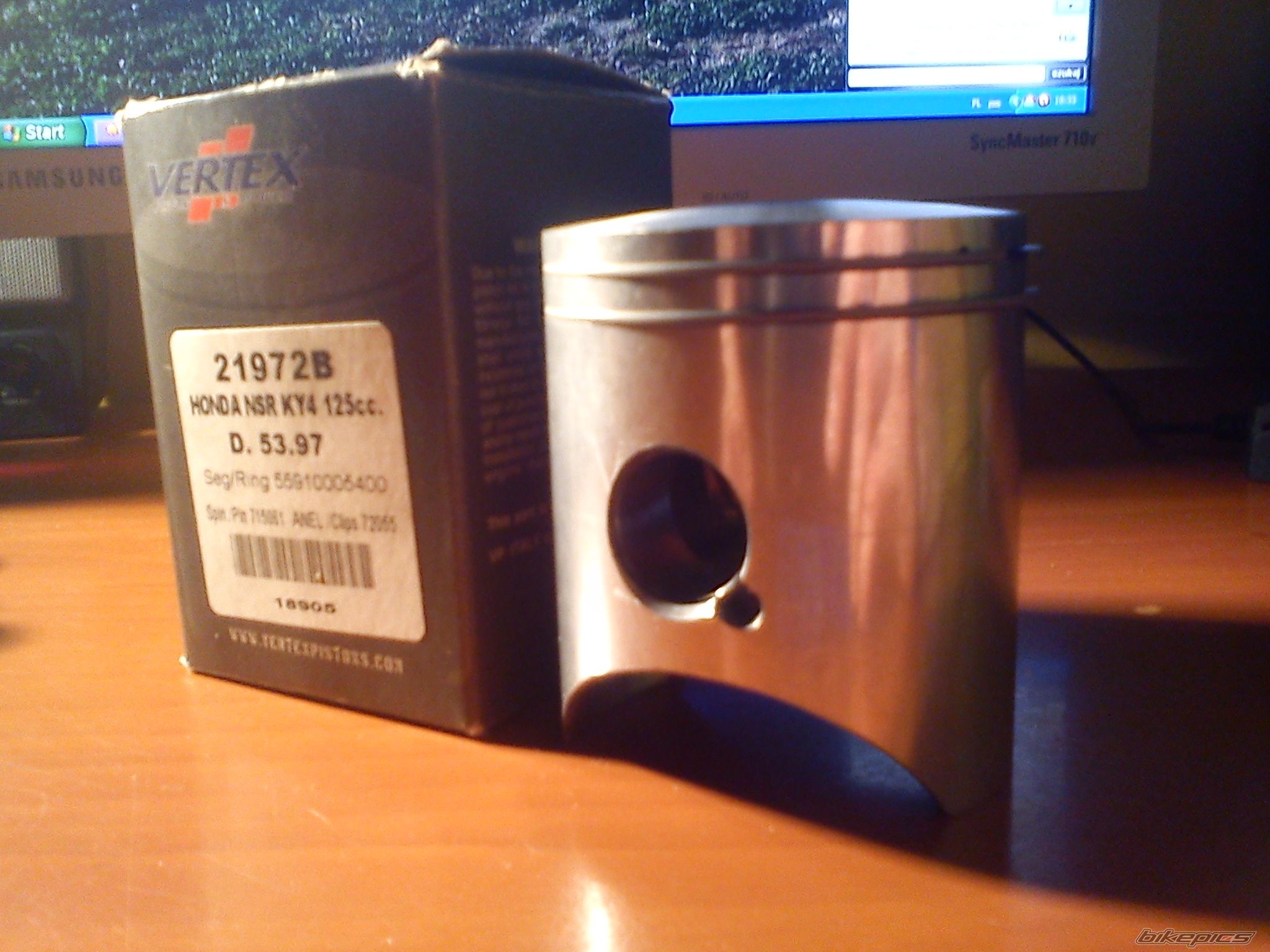 Photo 2346709