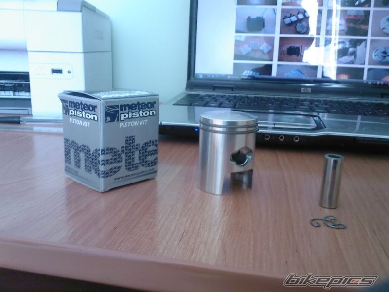 Photo 2347361