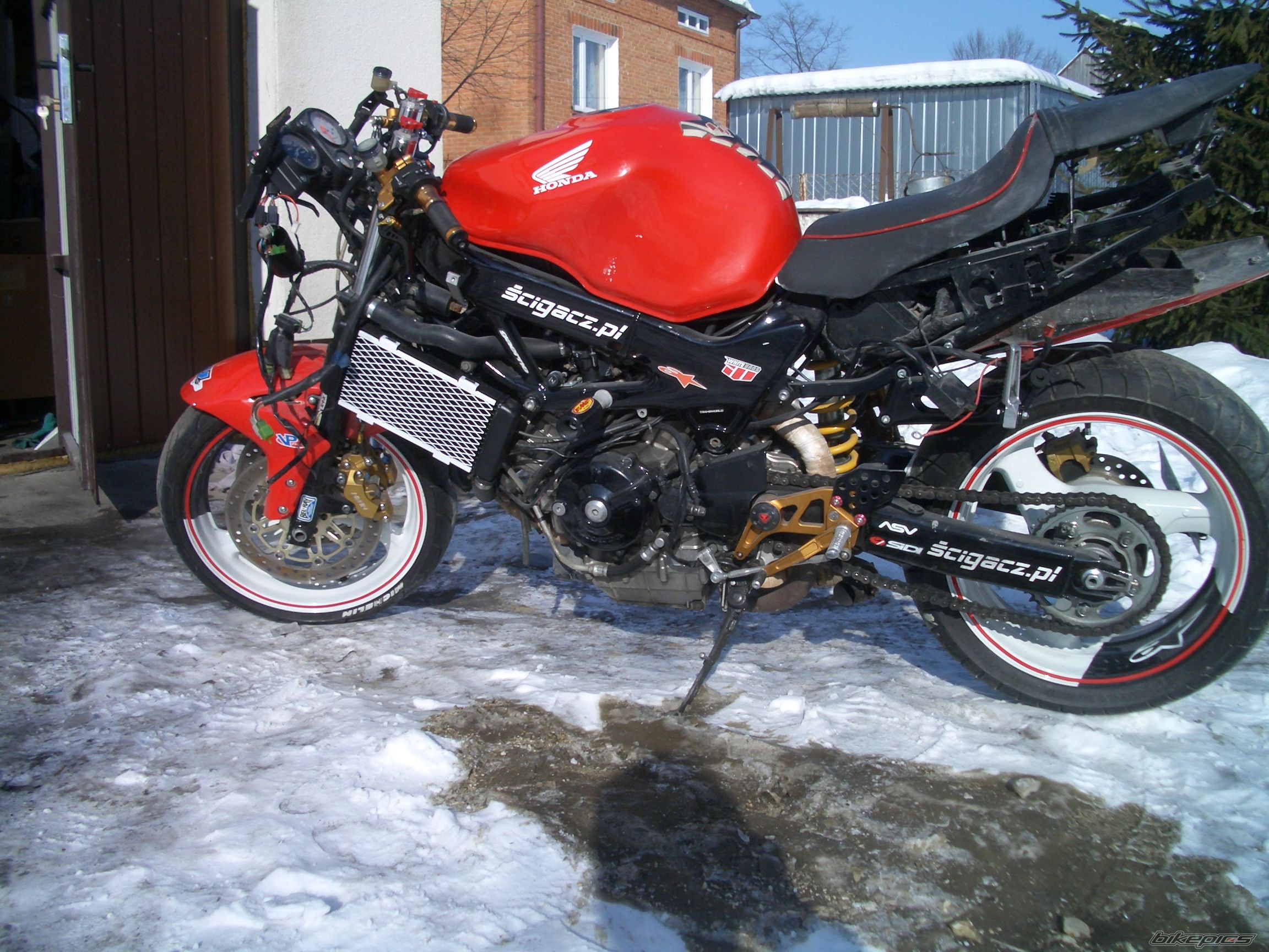 Photo 2347794