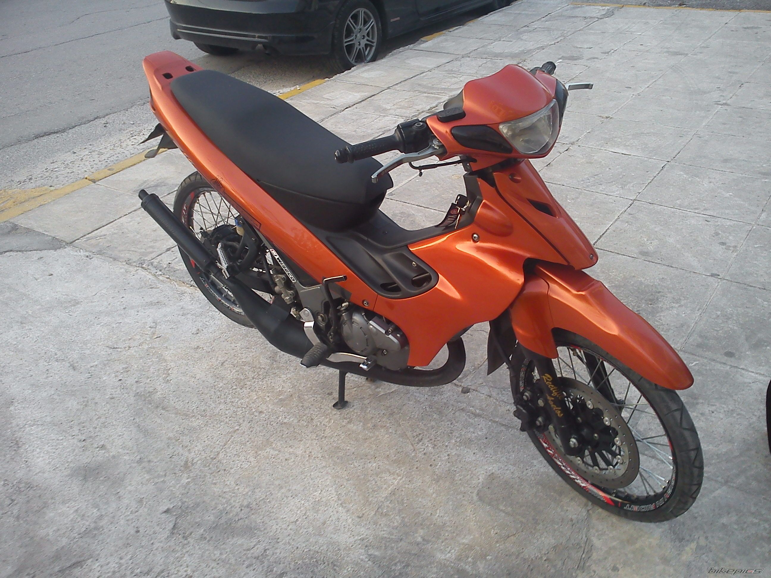 Photo 2348802