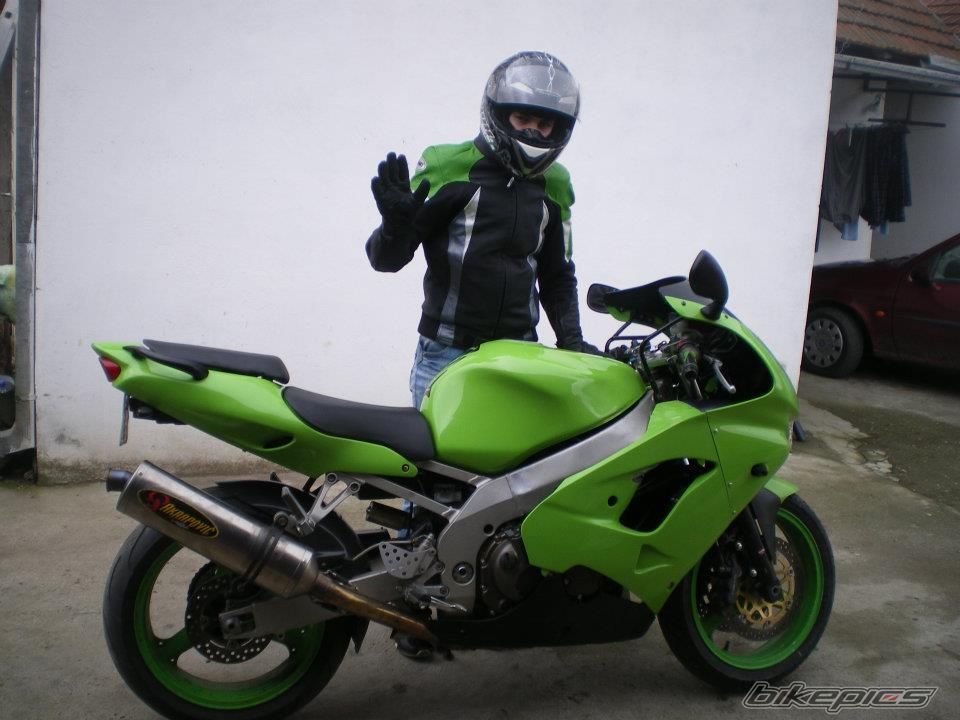 Photo 2348936