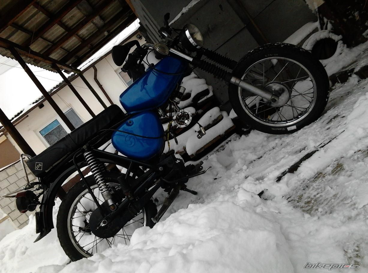Photo 2349048
