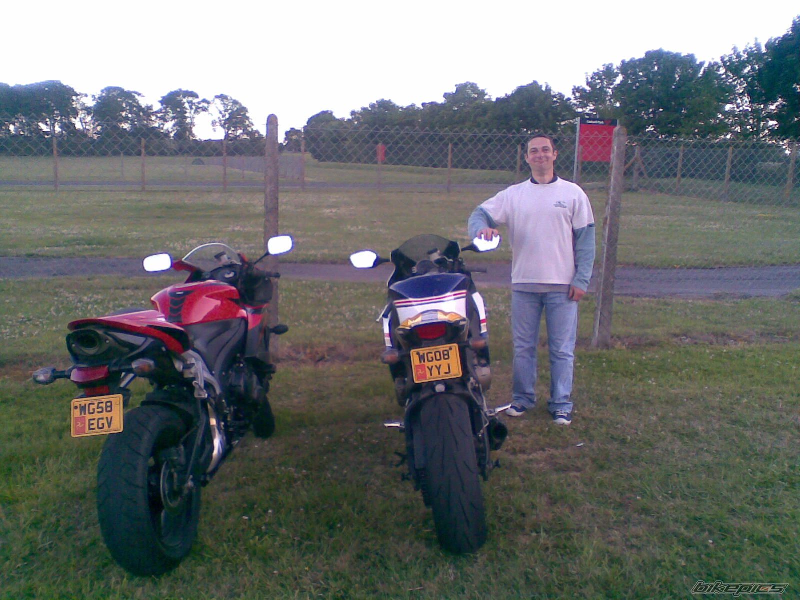 Photo 2349885