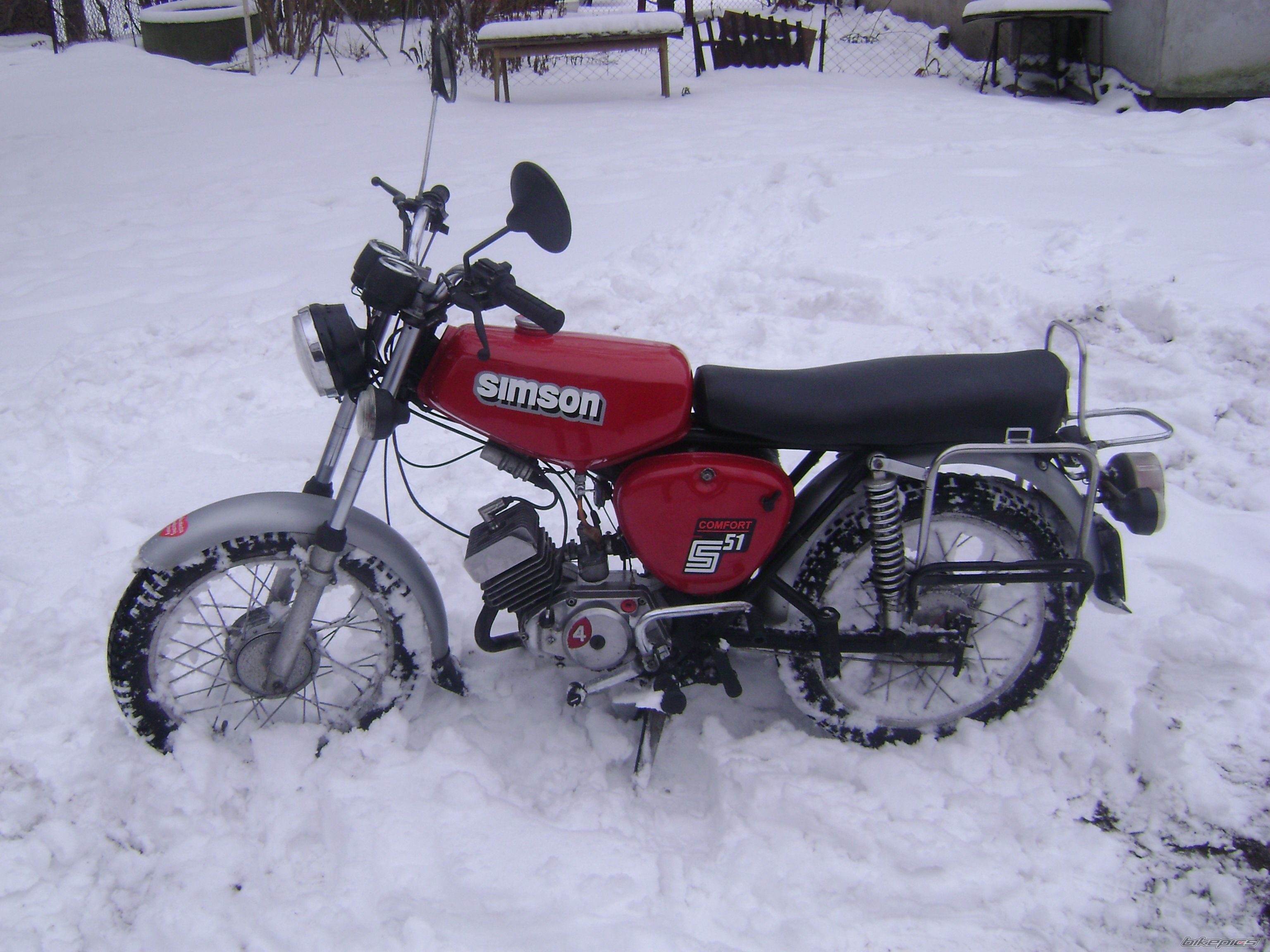 Photo 2349954