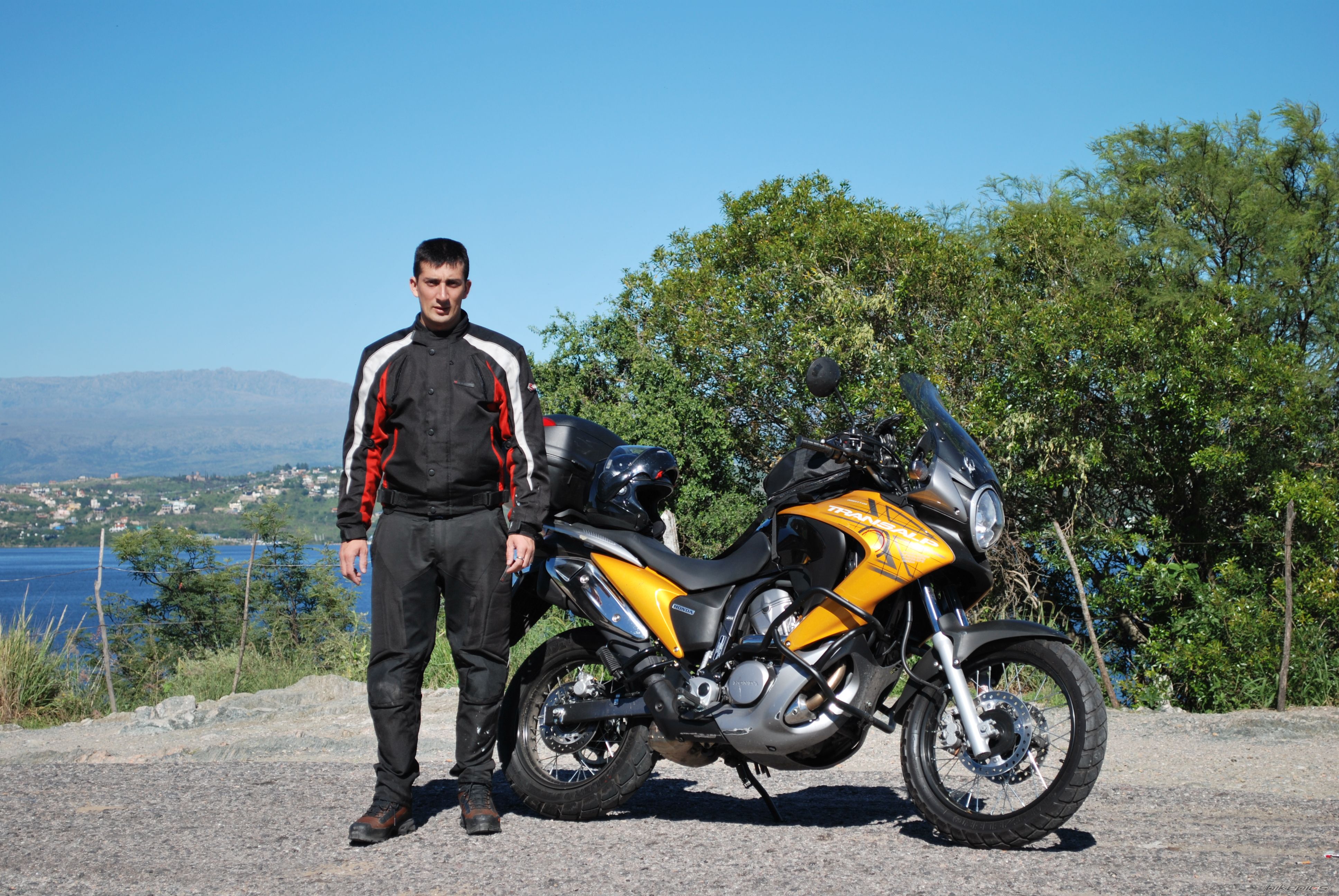 Bike Photo 2350650
