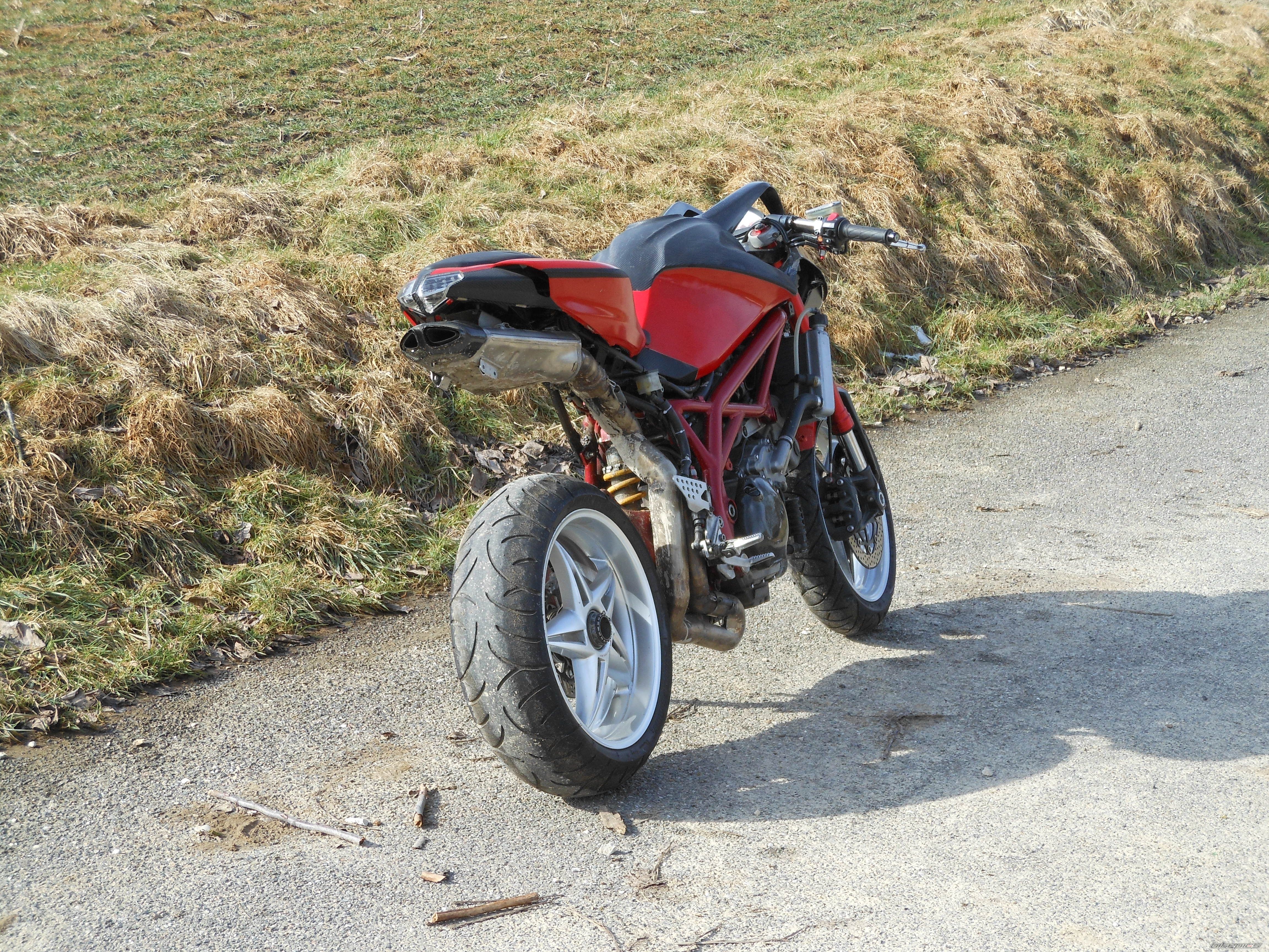 Photo 2350788