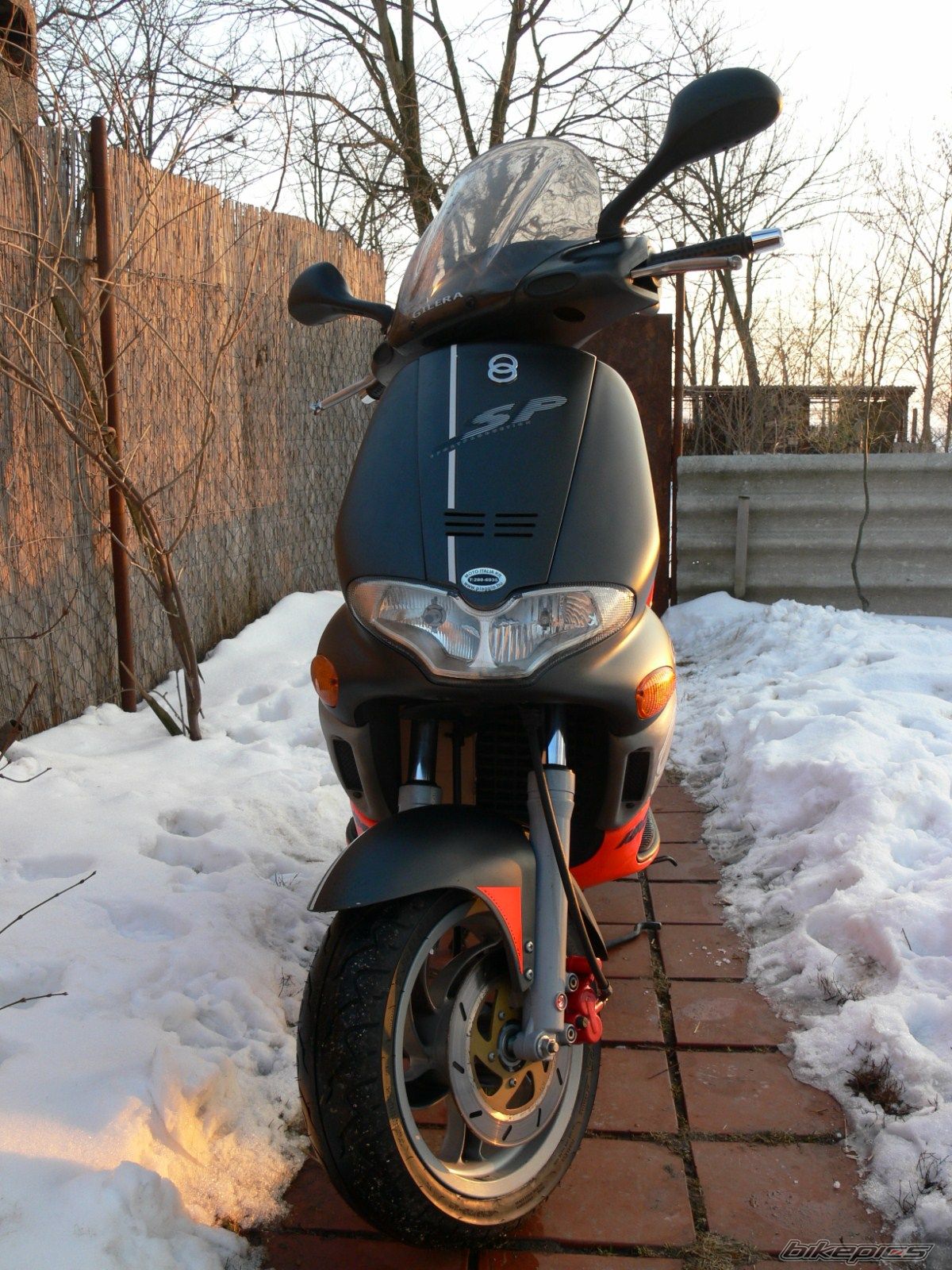 Photo 2350935